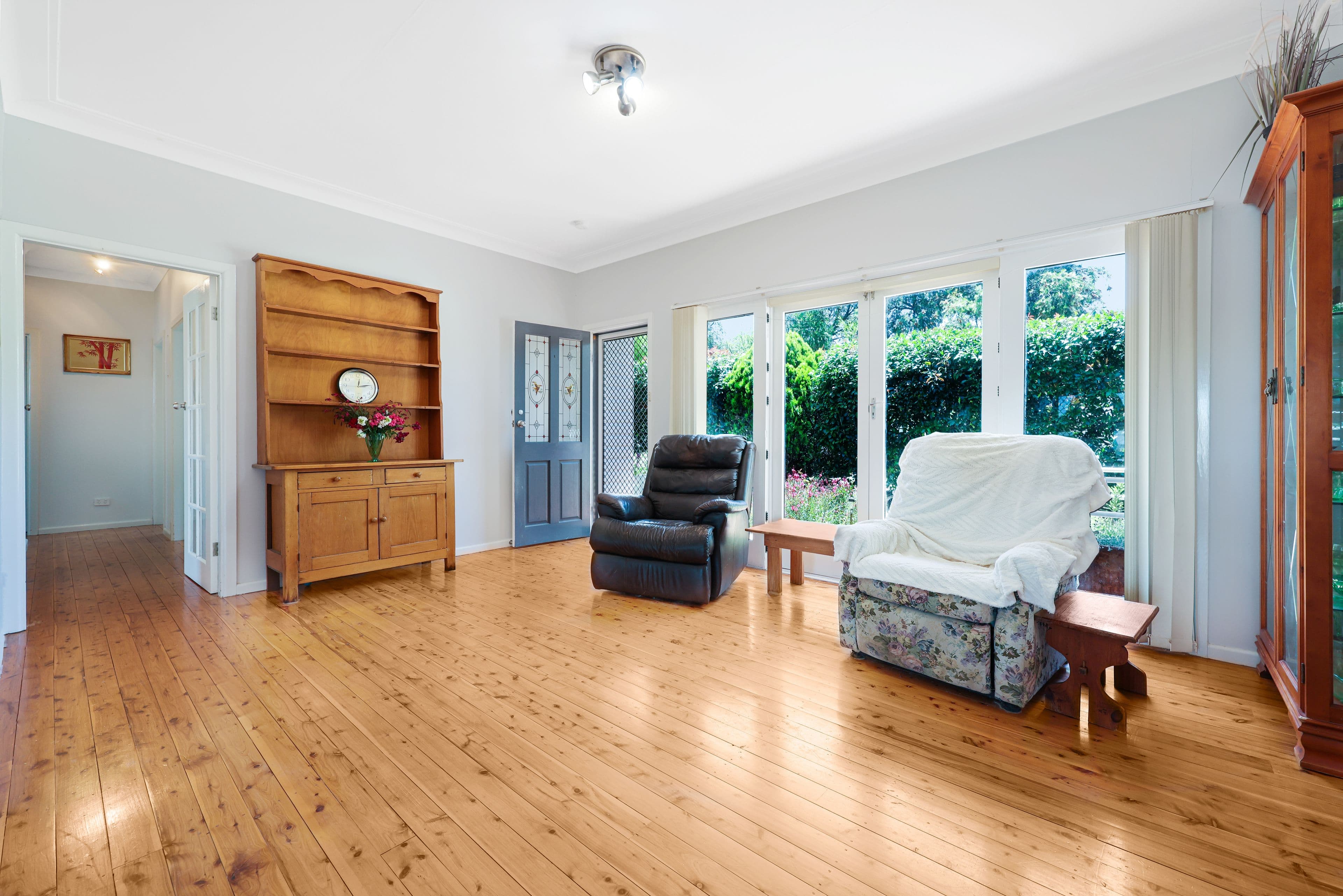8 Riverview Street, Tamworth NSW 2340, North Tamworth - Thumbnail 2