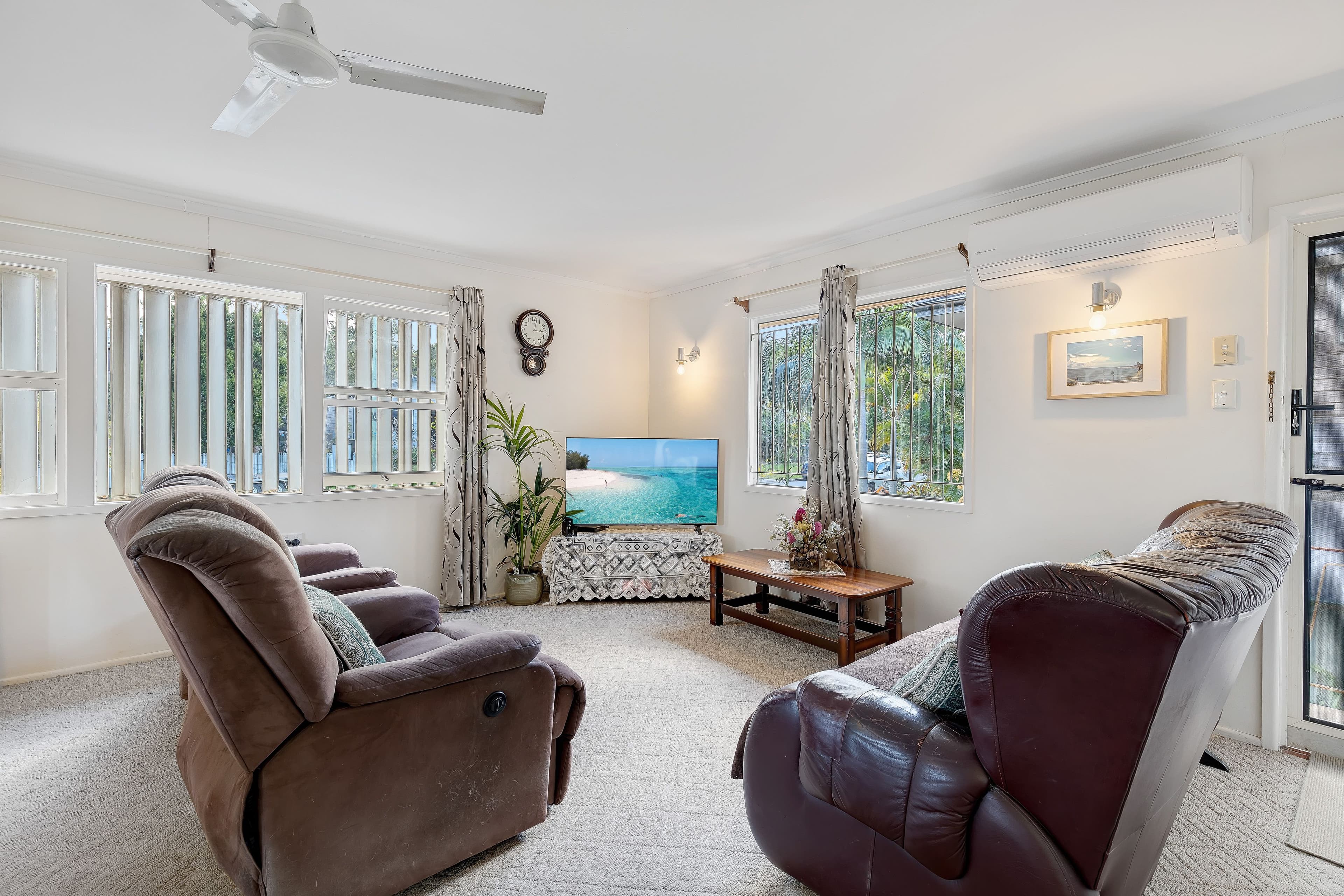 26 Curfew Street, Upper Mount Gravatt QLD 4122, Upper Mount Gravatt - Thumbnail 3
