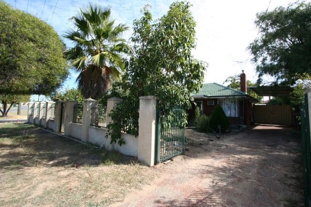 114 Culloton Crescent, BALGA WA 6061, Balga - Image 1