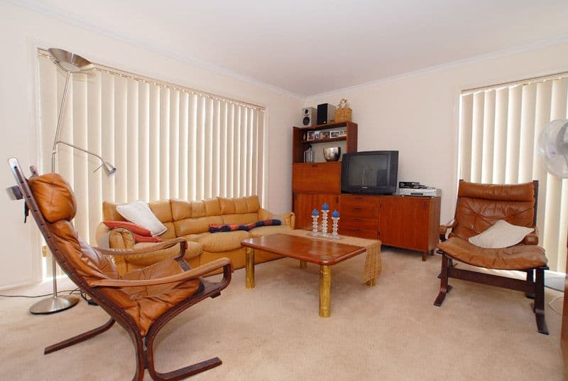 35 Fortescue Avenue, SEAFORD VIC 3198, Seaford - Thumbnail 4