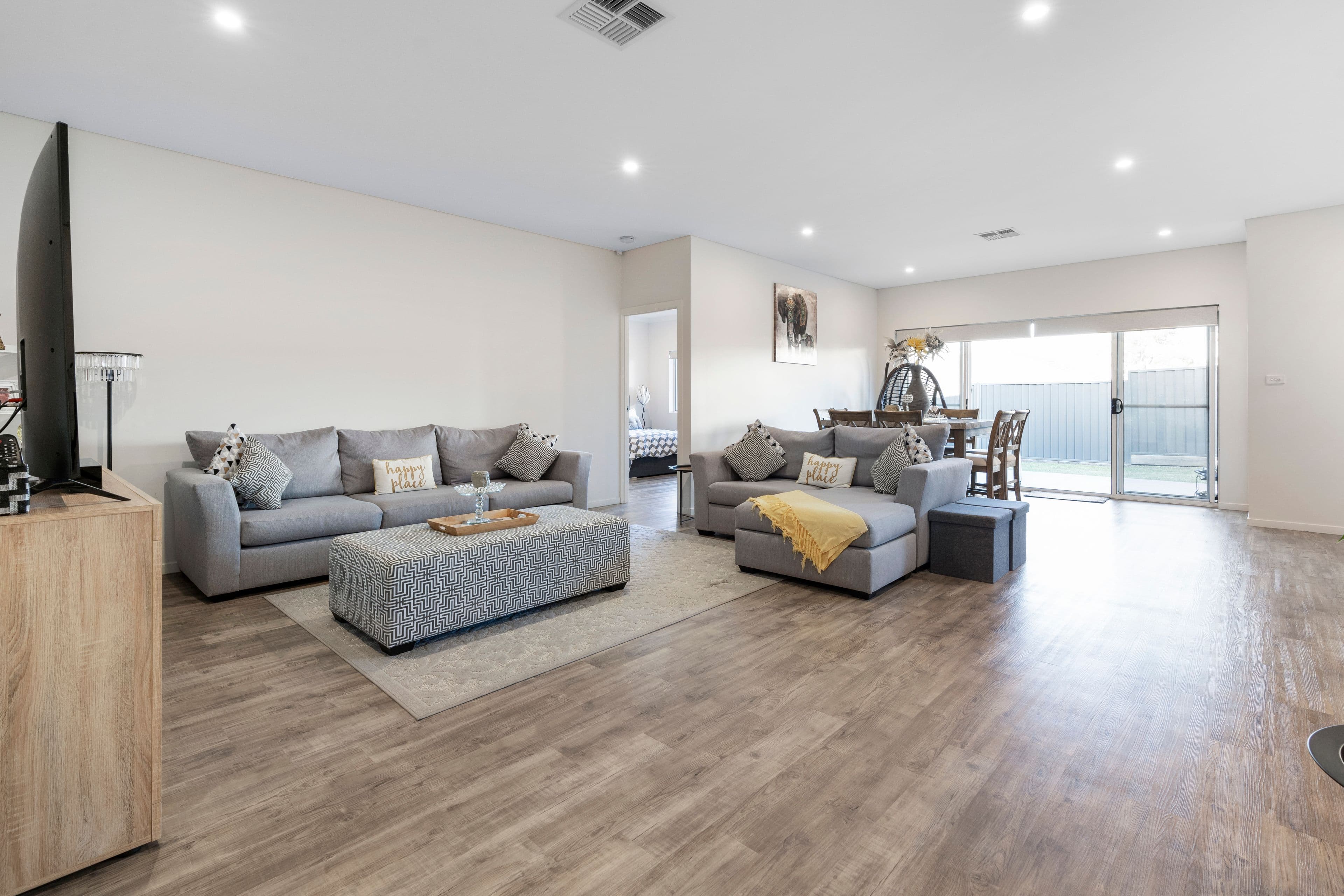 13 Warrigal Street, Gregory Hills NSW 2557, Gregory Hills - Thumbnail 4
