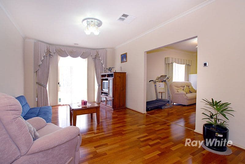 12 Abbey Dale Court, BERWICK VIC 3806, Berwick - Thumbnail 3