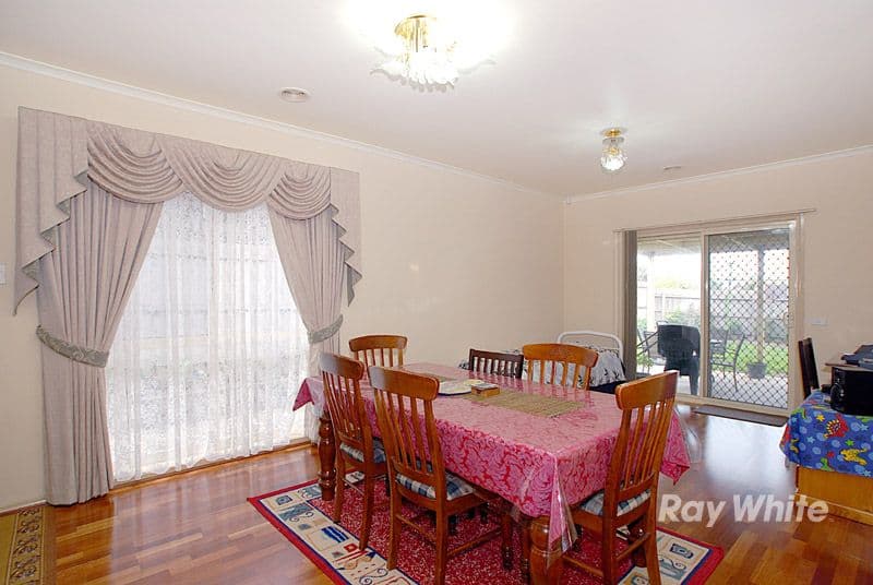 12 Abbey Dale Court, BERWICK VIC 3806, Berwick - Thumbnail 6