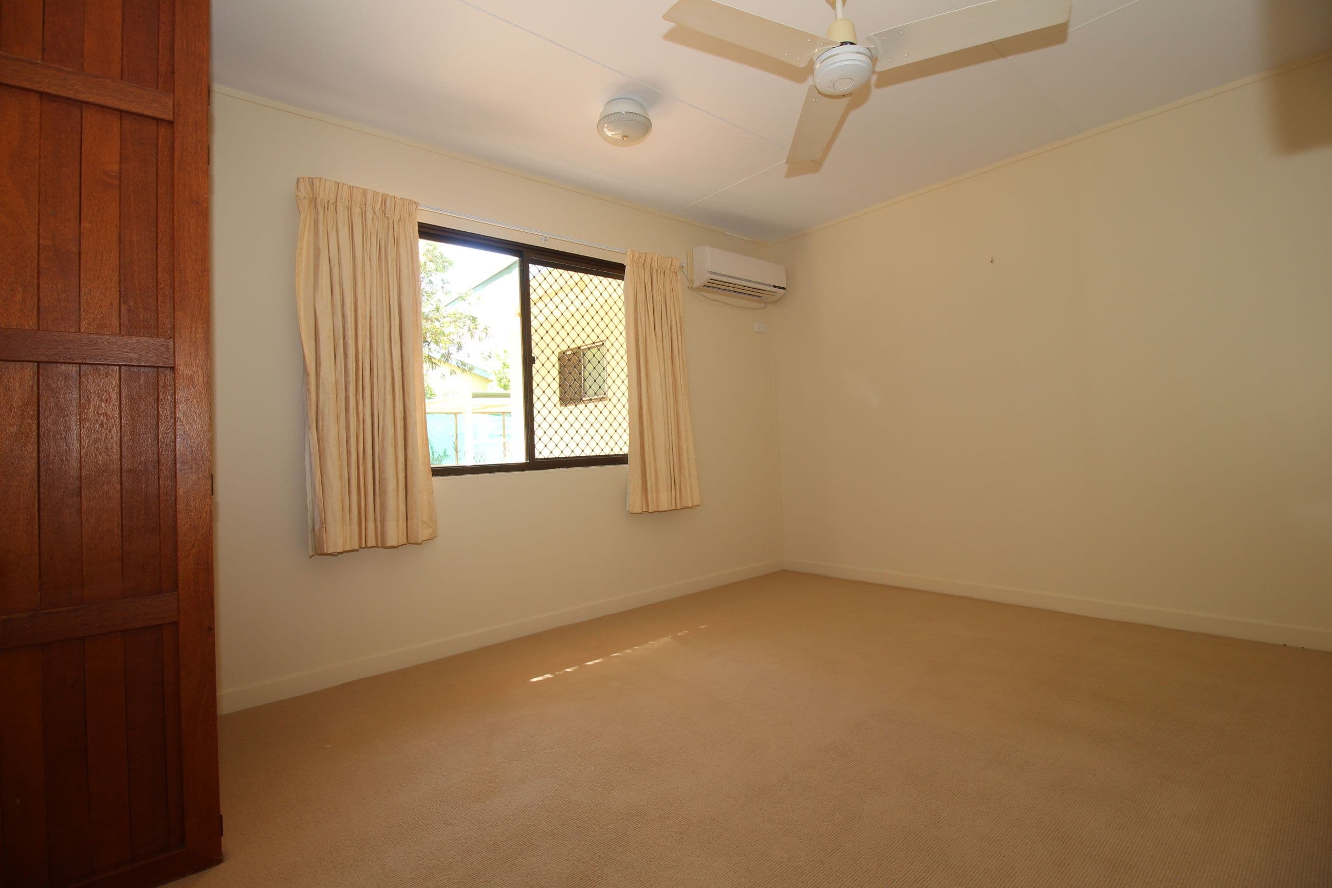 29 Retro Street, Emerald QLD 4720, Emerald - Thumbnail 8