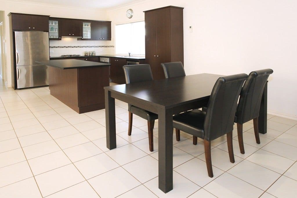 12 Baltimore Drive, POINT COOK VIC 3030, Point Cook - Thumbnail 6