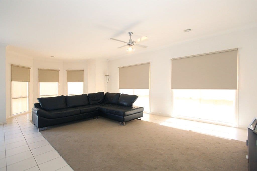 12 Baltimore Drive, POINT COOK VIC 3030, Point Cook - Thumbnail 8