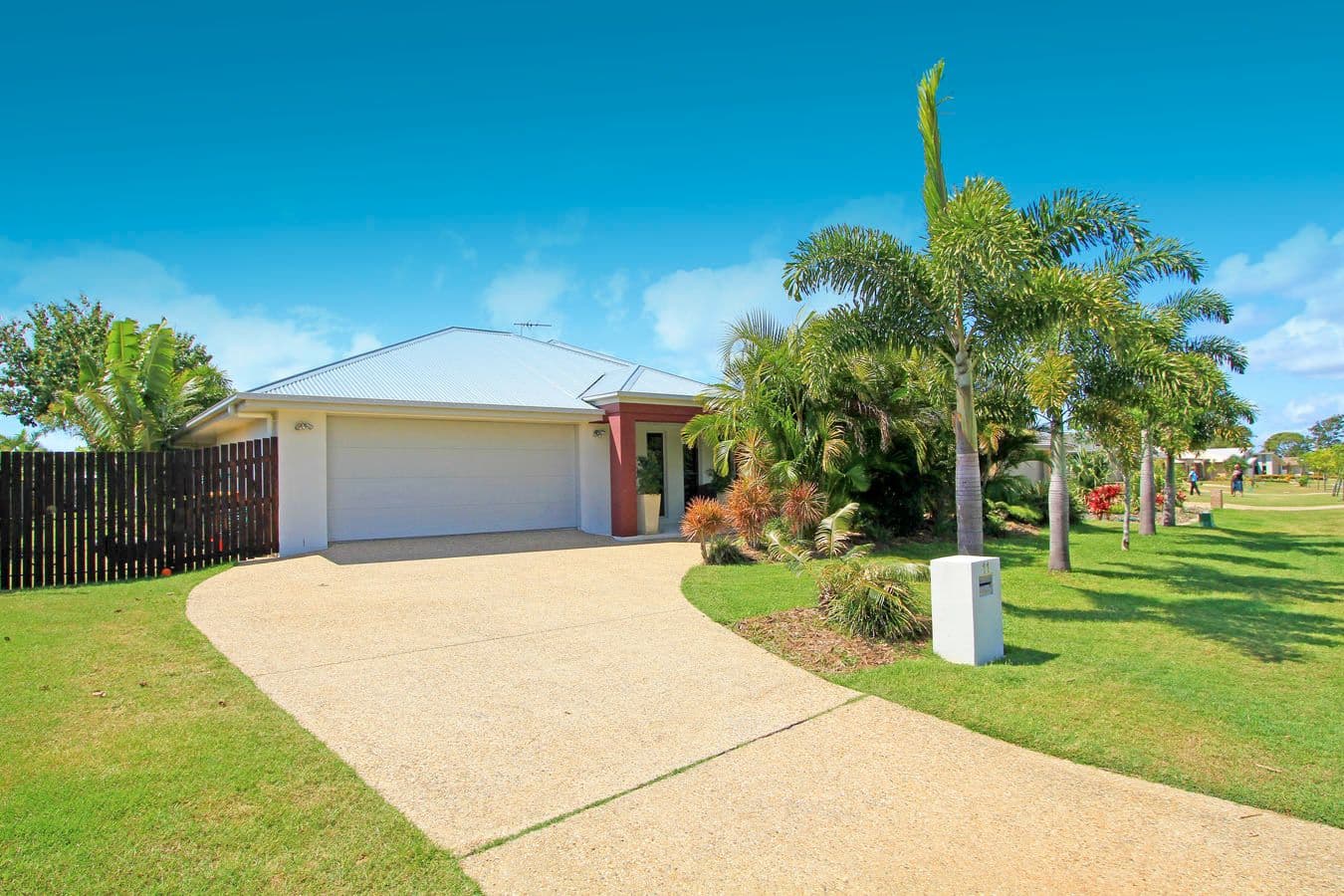 11 Sandcastle Drive, MULAMBIN QLD 4703, Mulambin - Thumbnail 2
