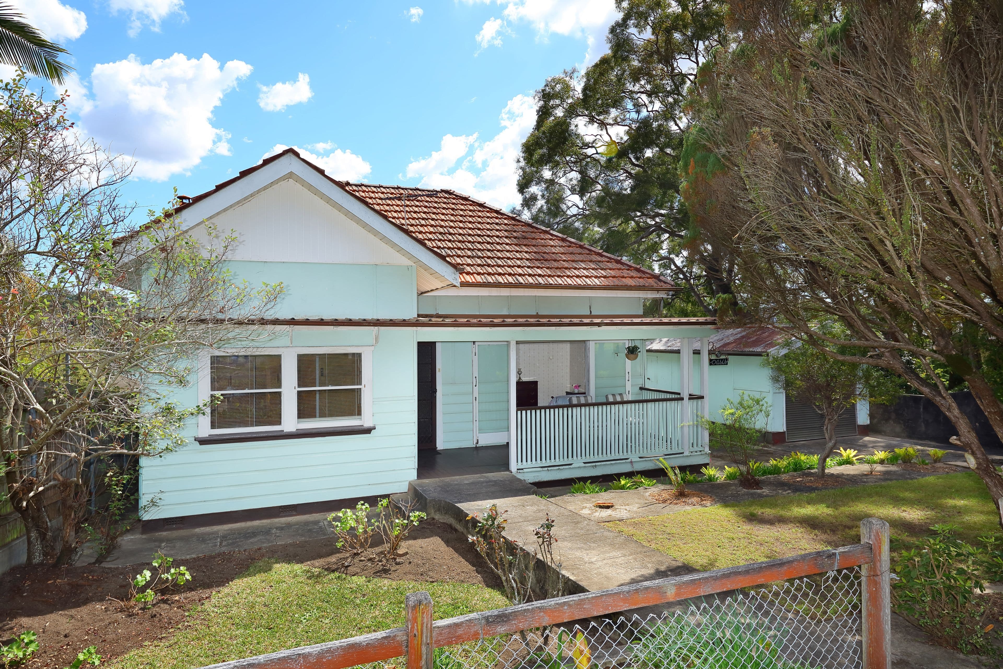 42 Llewellyn Street, Oatley - Thumbnail 4