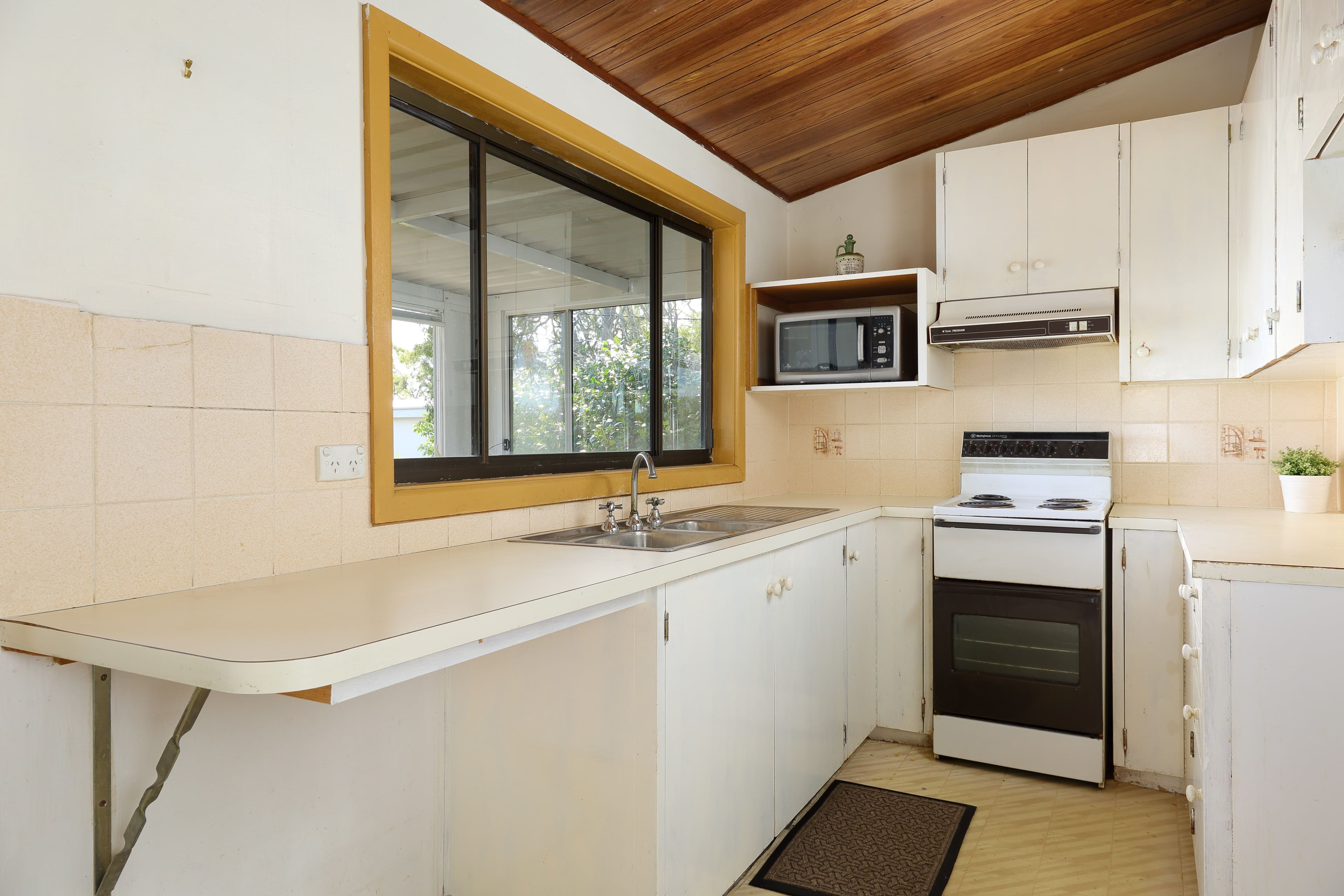 42 Llewellyn Street, Oatley - Thumbnail 7