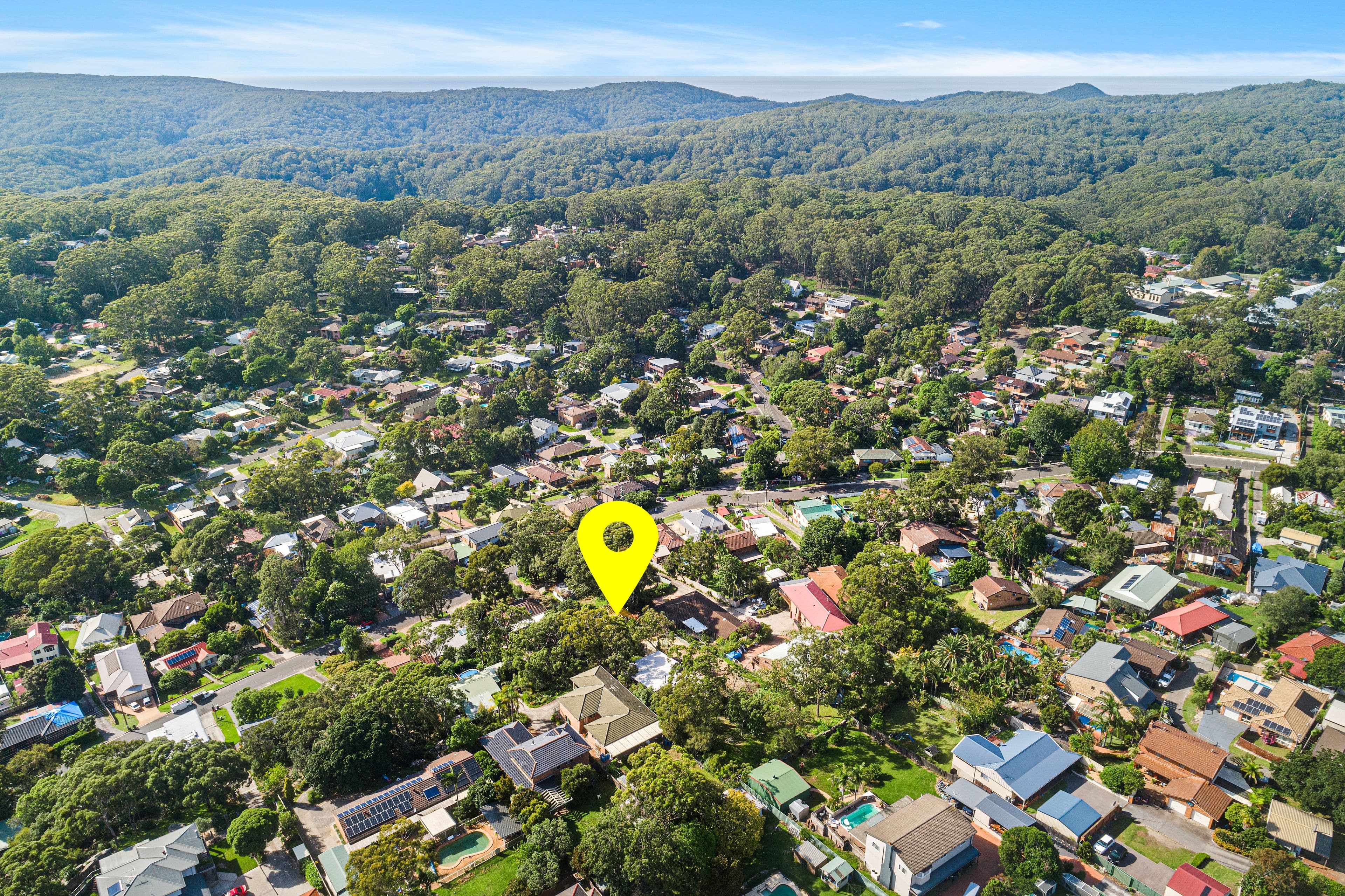 64 The Crescent, Helensburgh NSW 2508, Helensburgh - Thumbnail 3