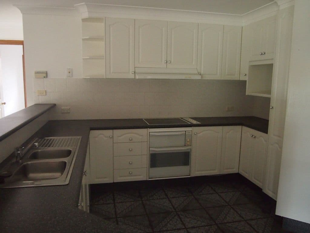 10 Christina Close, Parkes NSW 2870, Parkes - Thumbnail 2