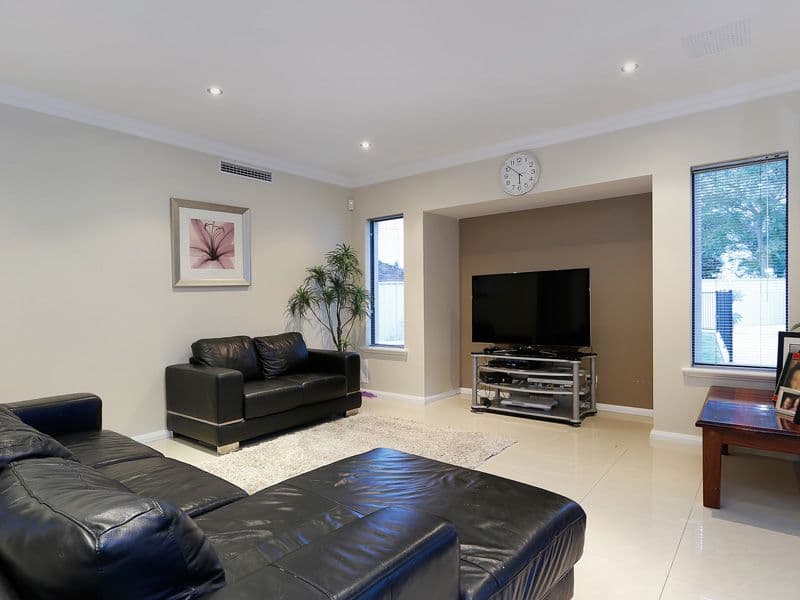 7 Hillier Place, HAMERSLEY WA 6022, Hamersley - Thumbnail 7