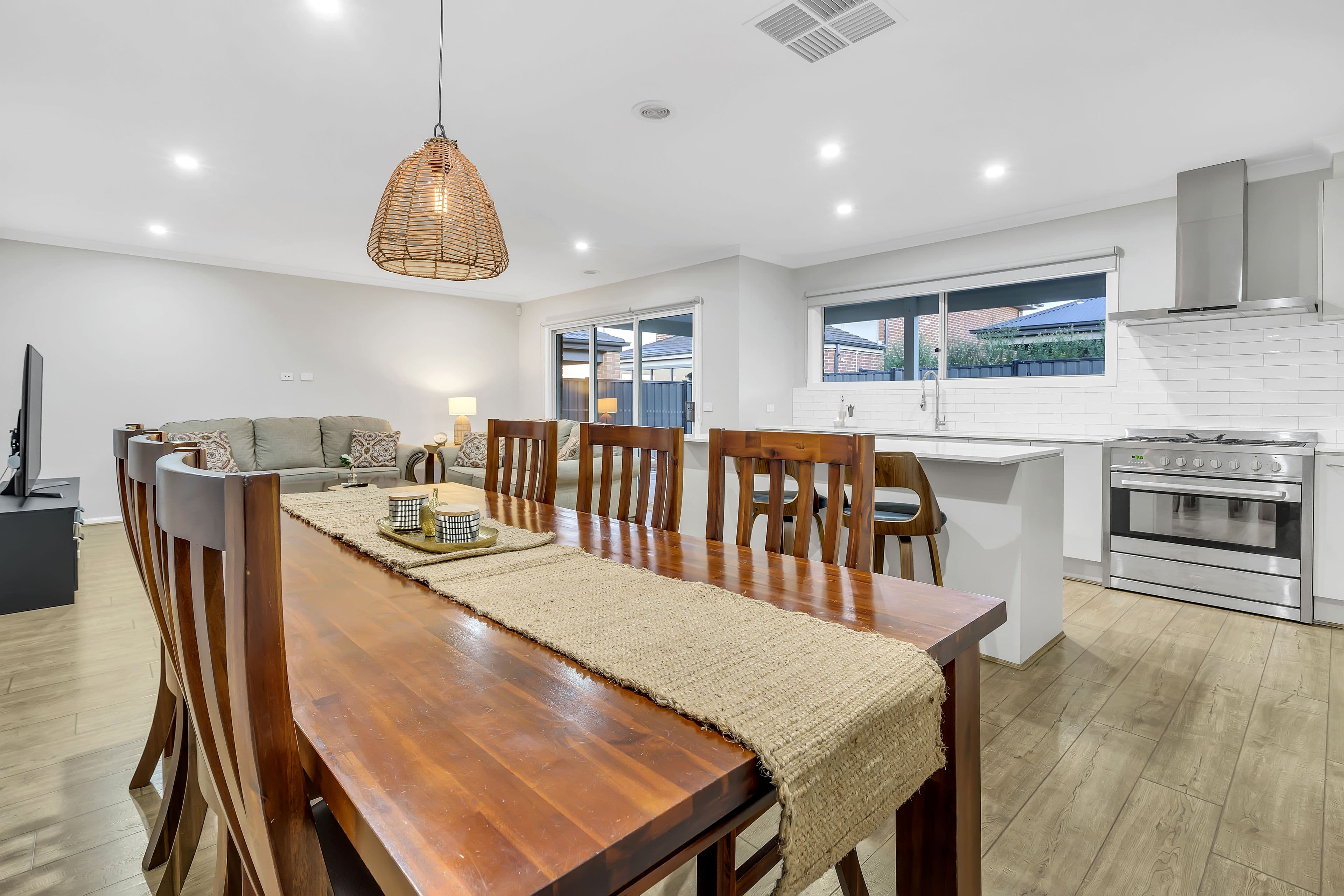 18 Highpark Circuit, Craigieburn VIC 3064, Craigieburn - Thumbnail 7