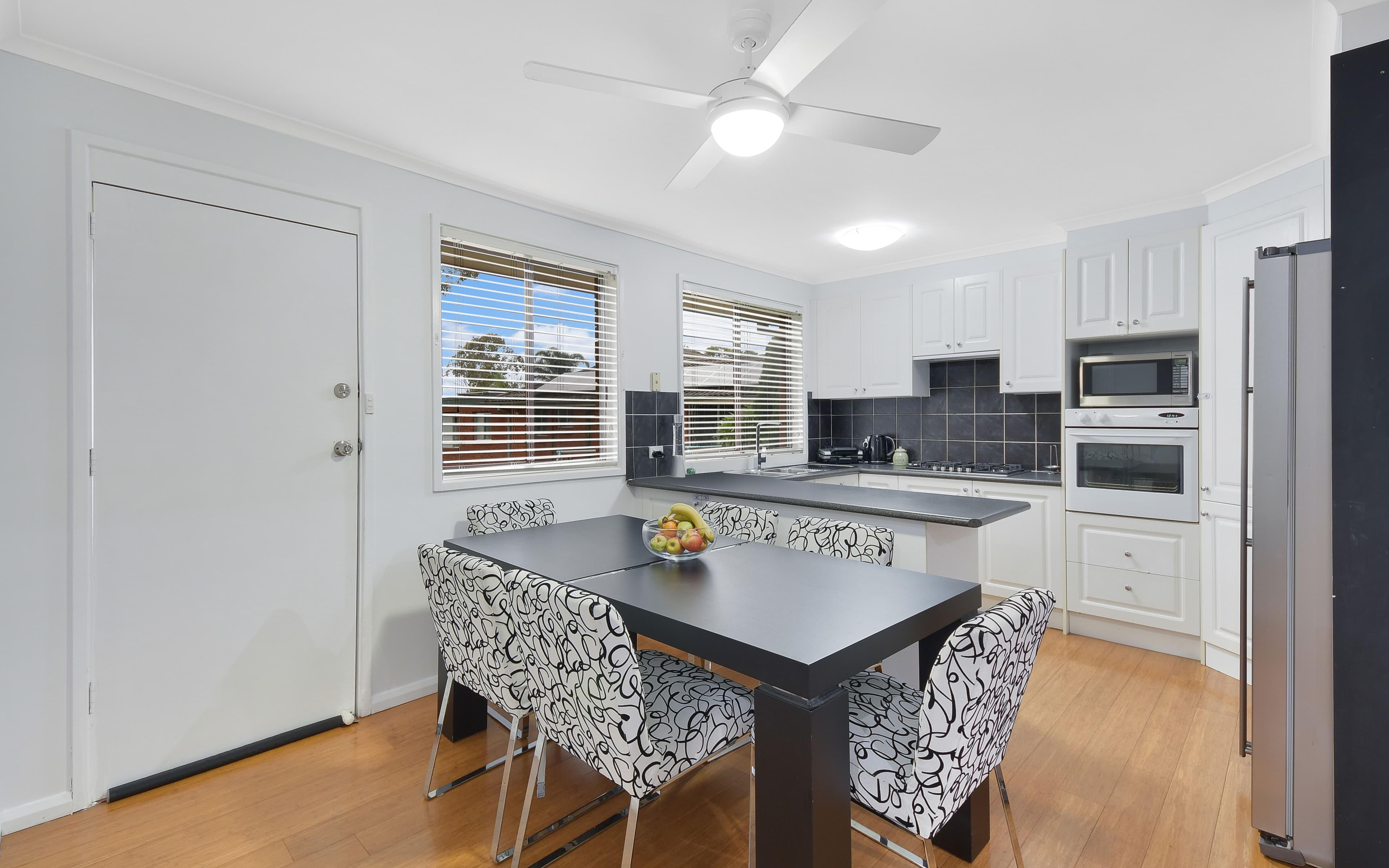 33 Salamaua Place, Glenfield NSW 2167, Glenfield - Thumbnail 3