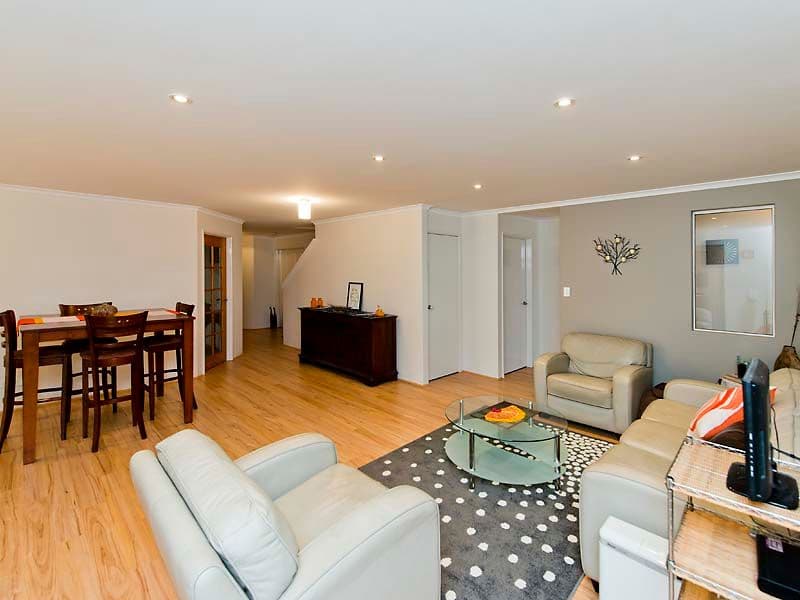 127 Hamilton Road, Fairfield NSW 2165, Fairfield - Thumbnail 2