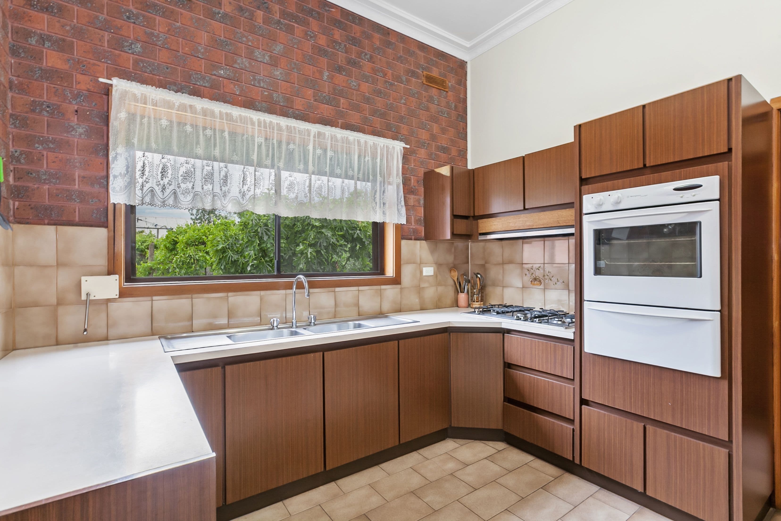 6 Osborne Grove, Preston VIC 3072, Preston - Thumbnail 6