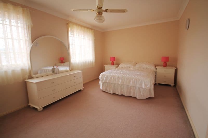 12 Crocodile Drive, GREEN VALLEY NSW 2168, Green Valley - Thumbnail 8