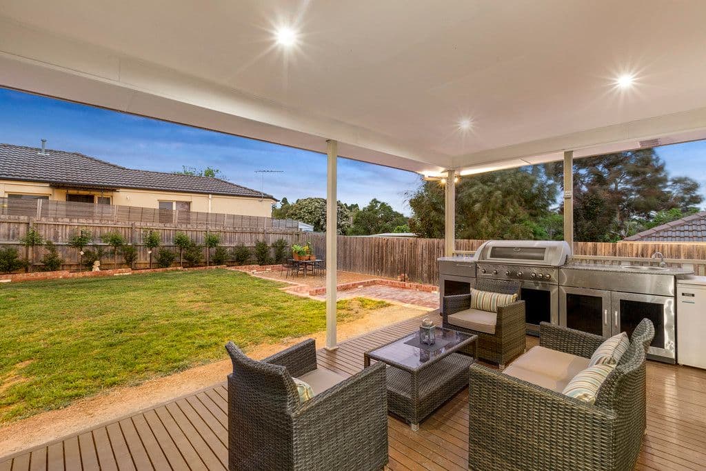 30 Lyell Parade, Greensborough VIC 3088, Greensborough - Thumbnail 4