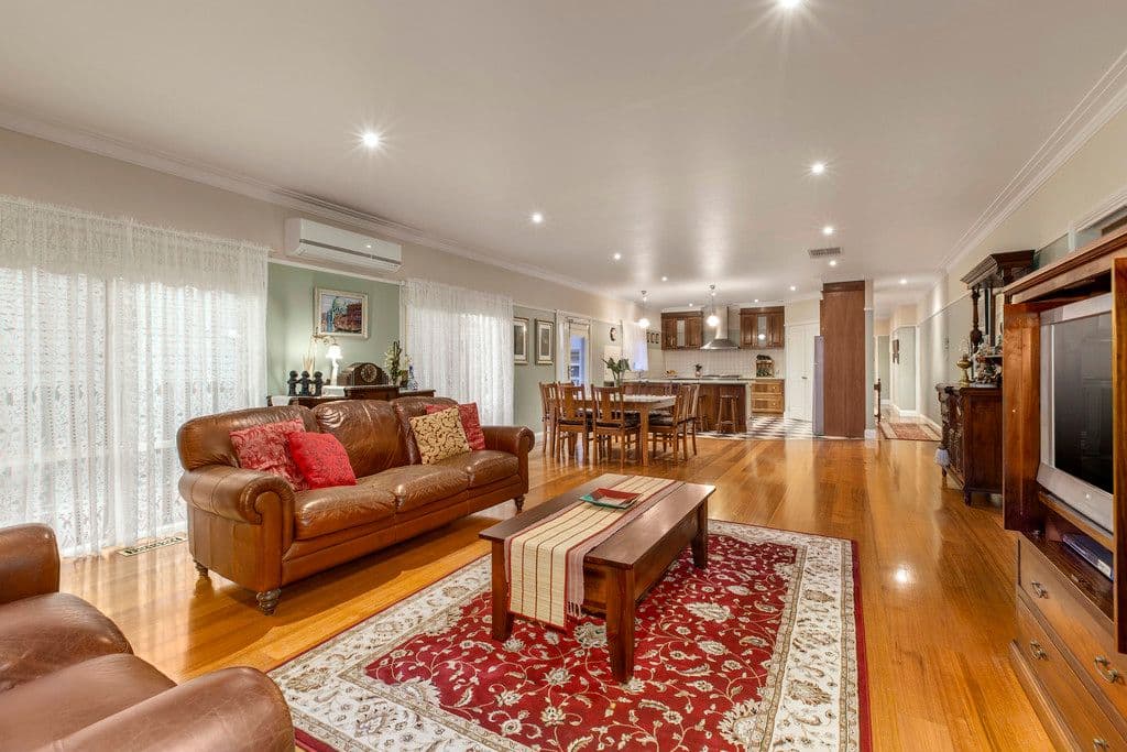 30 Lyell Parade, Greensborough VIC 3088, Greensborough - Thumbnail 5