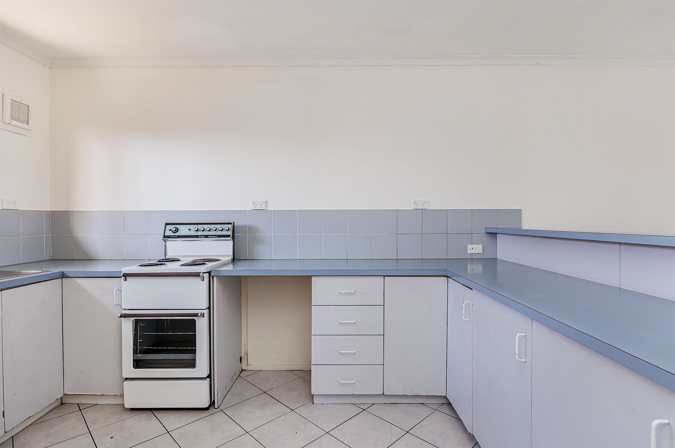 312 Victoria Road, Largs North SA 5016, Largs North - Thumbnail 6