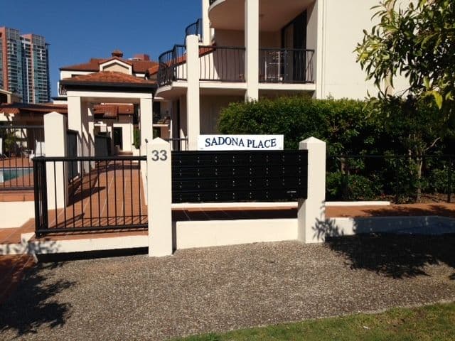 33-37 Lenneberg Street, Southport QLD 4215, Southport - Image 1