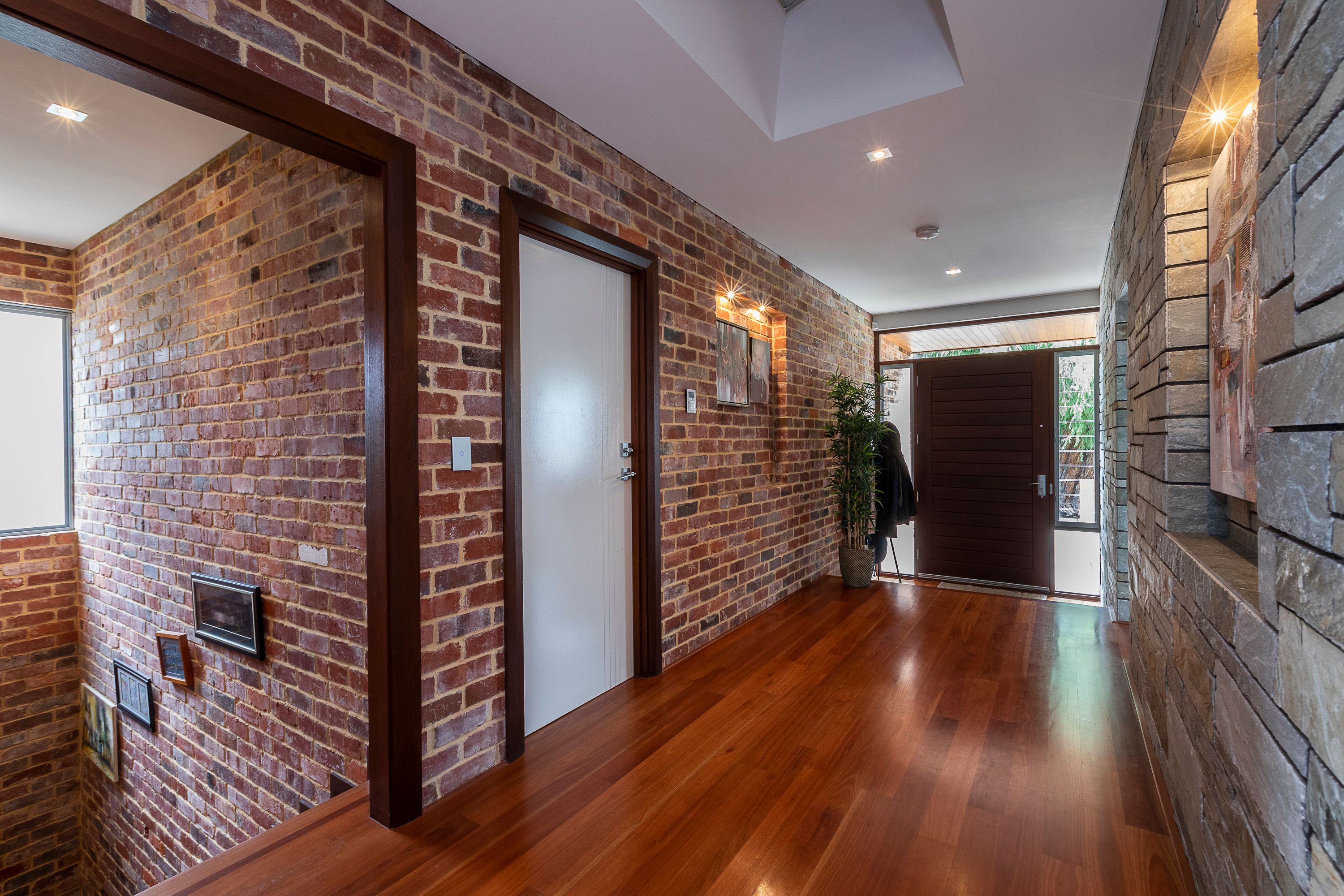 50 Egina Street, Mount Hawthorn WA 6016, Mount Hawthorn - Thumbnail 3