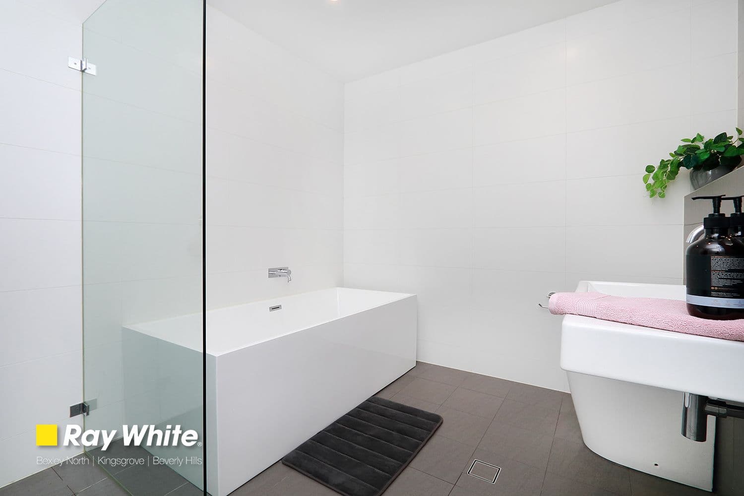 11 Rhonda Avenue, Narwee NSW 2209, Narwee - Thumbnail 6