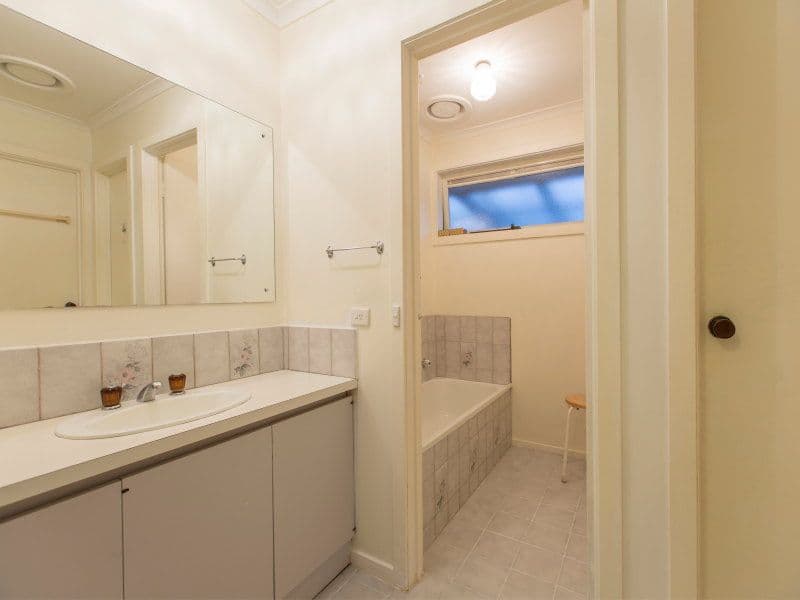 30 Tantani Street, FRANKSTON VIC 3199, Frankston - Thumbnail 5