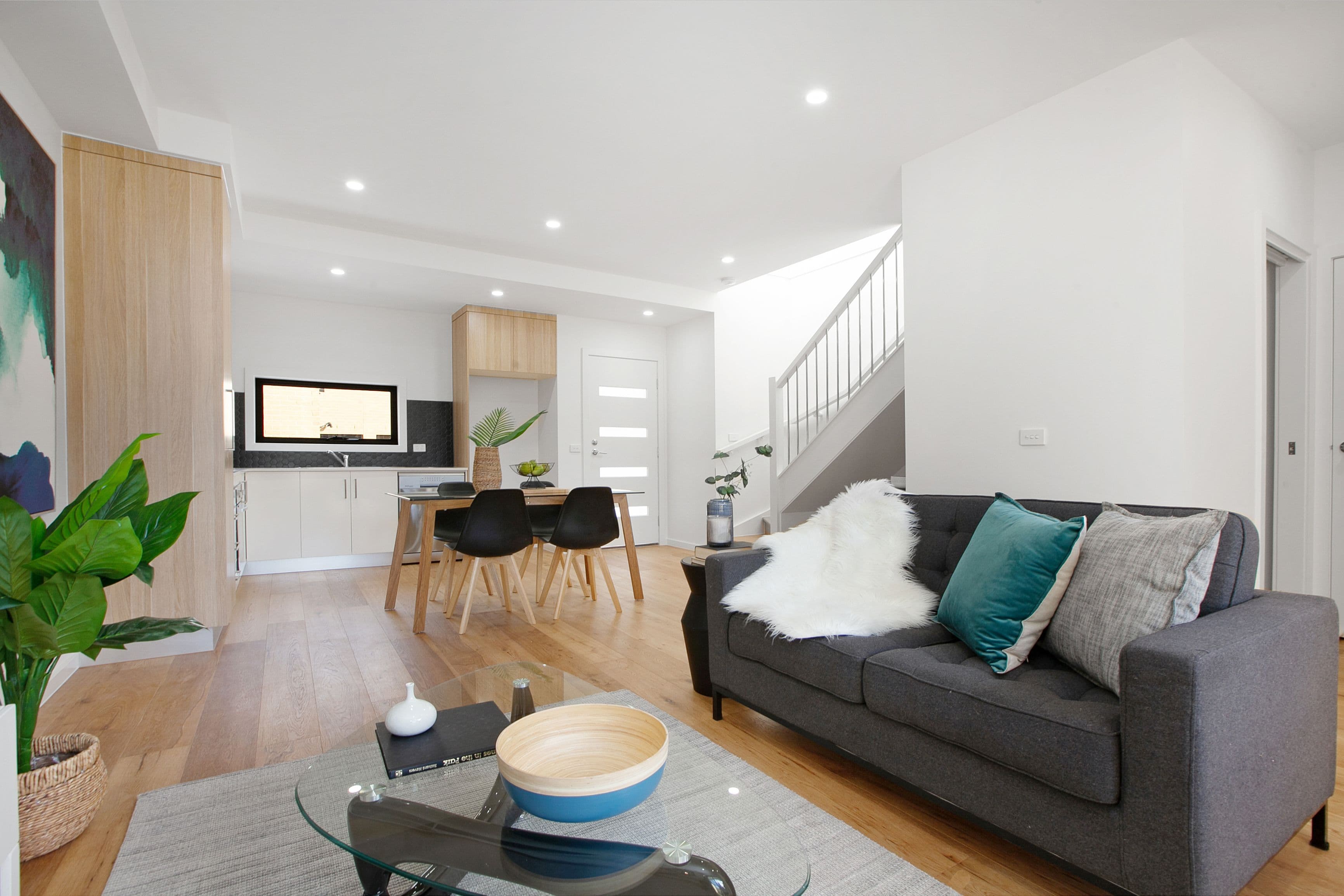 4 Elliot Street, Reservoir VIC 3073, Reservoir - Thumbnail 4