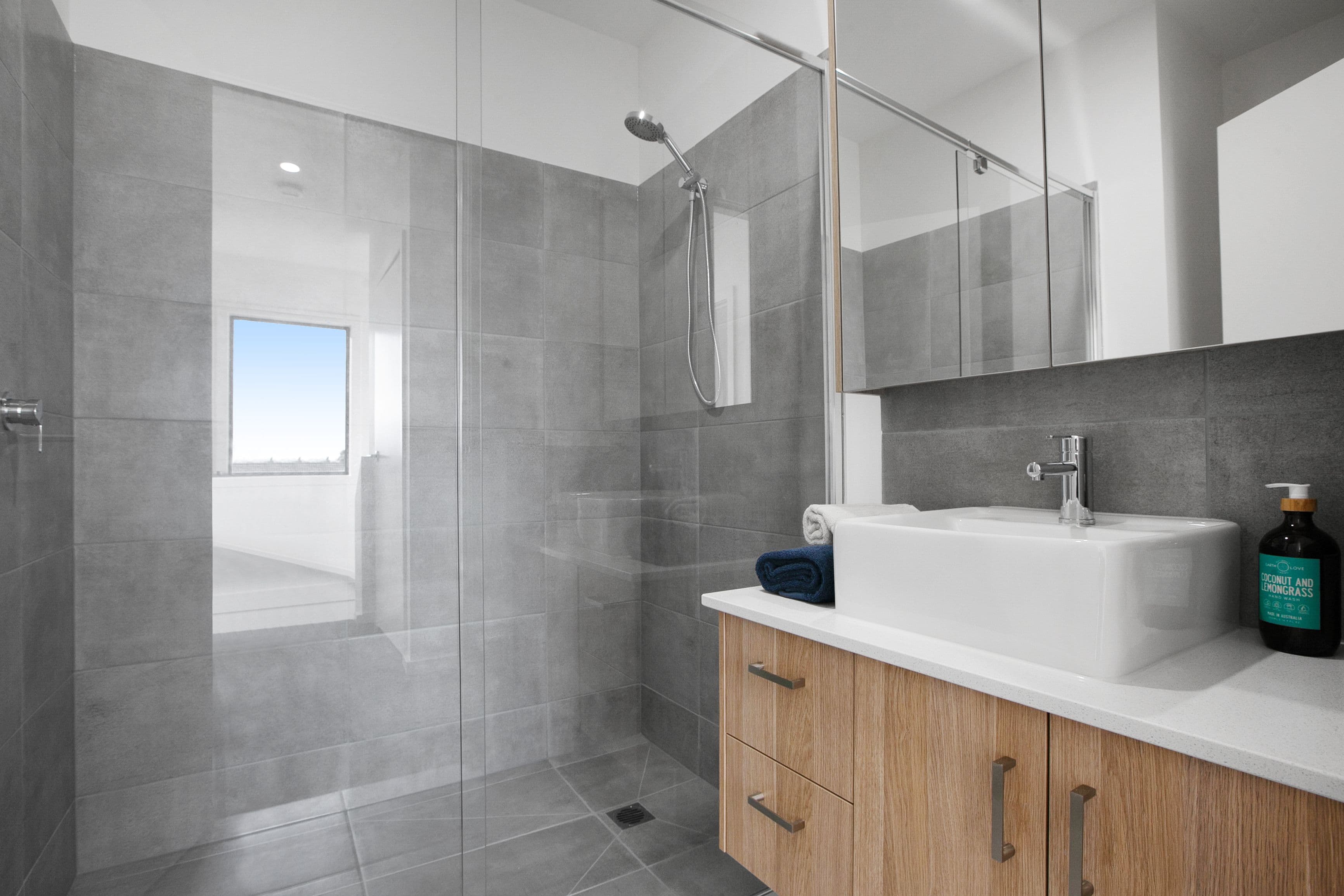 4 Elliot Street, Reservoir VIC 3073, Reservoir - Thumbnail 8