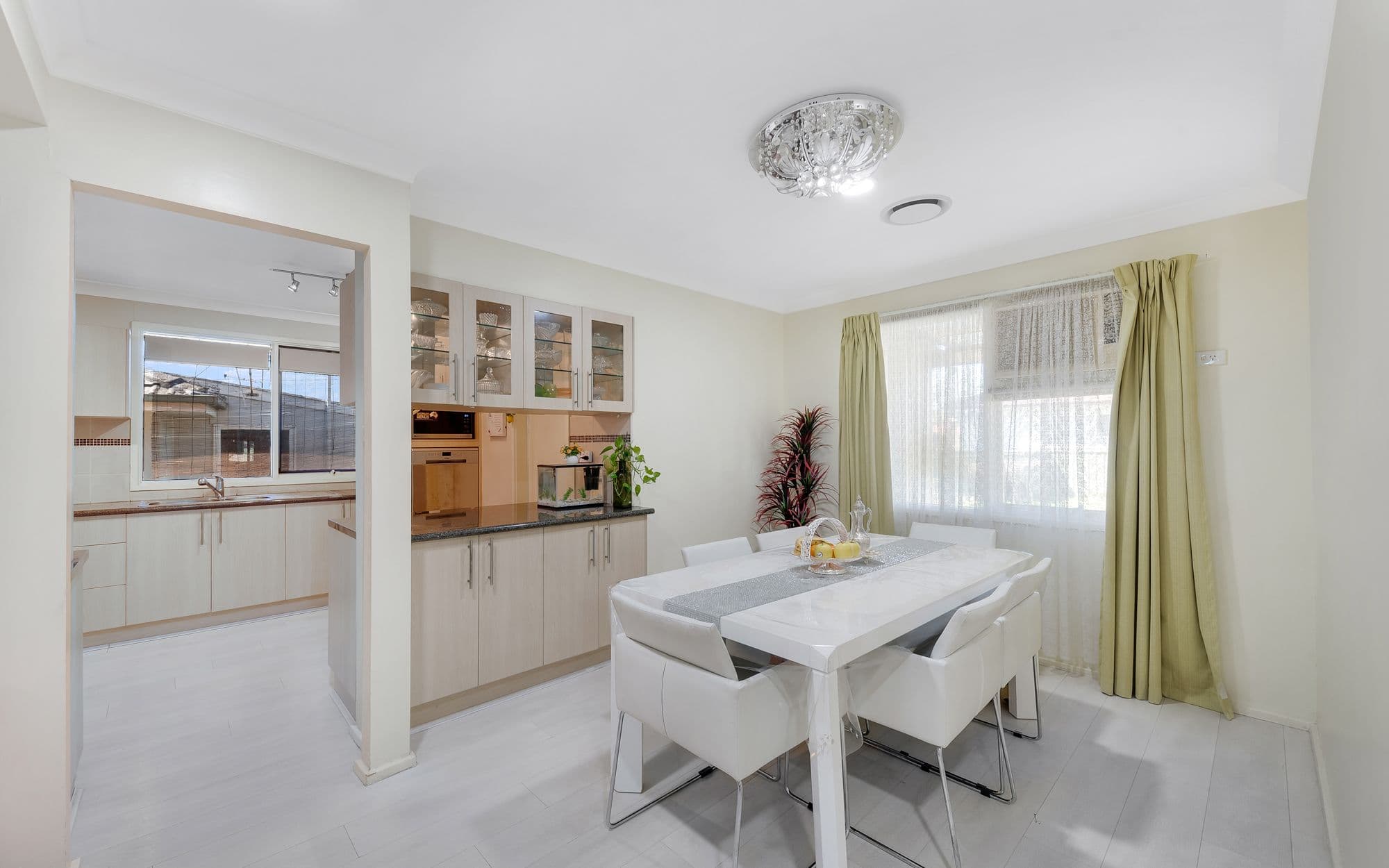 26 Waminda Avenue, Campbelltown NSW 2560, Campbelltown - Thumbnail 5
