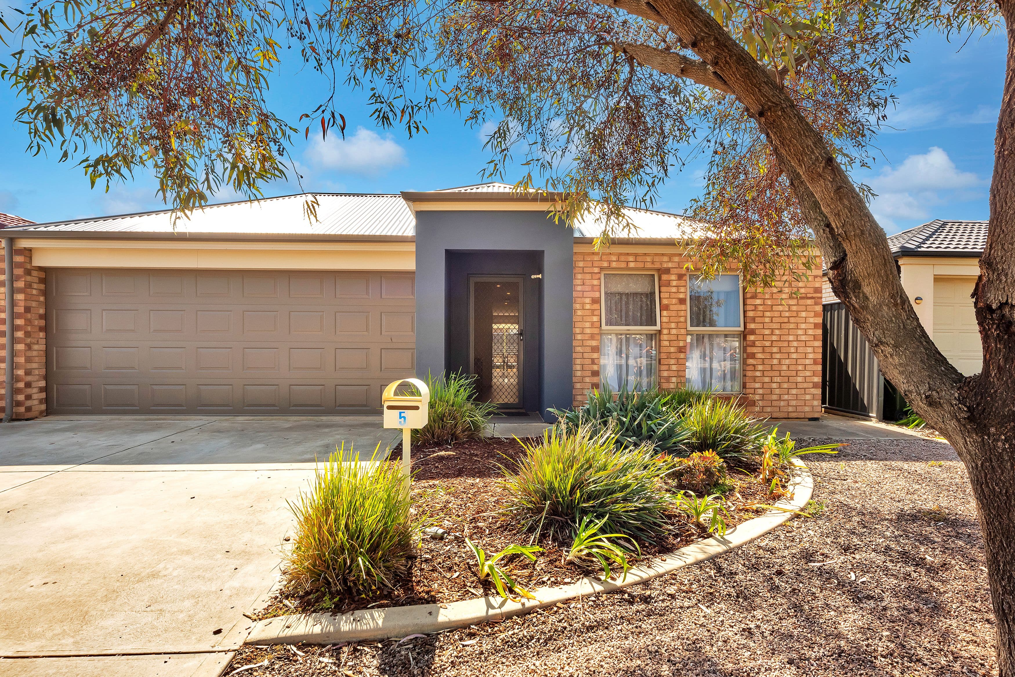 5 Almond Circuit, Munno Para West SA 5115, Munno Para West - Image 1