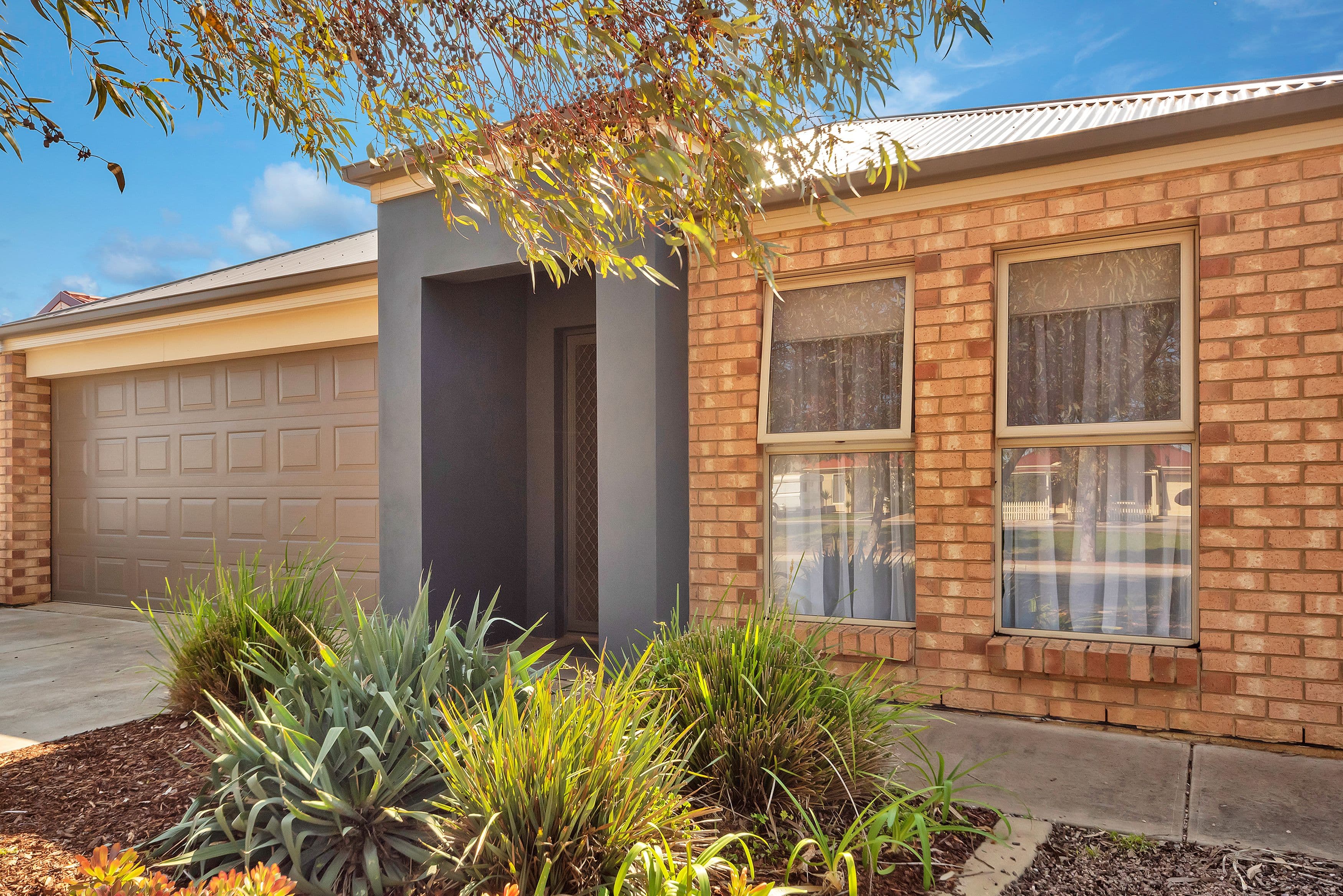 5 Almond Circuit, Munno Para West SA 5115, Munno Para West - Thumbnail 2