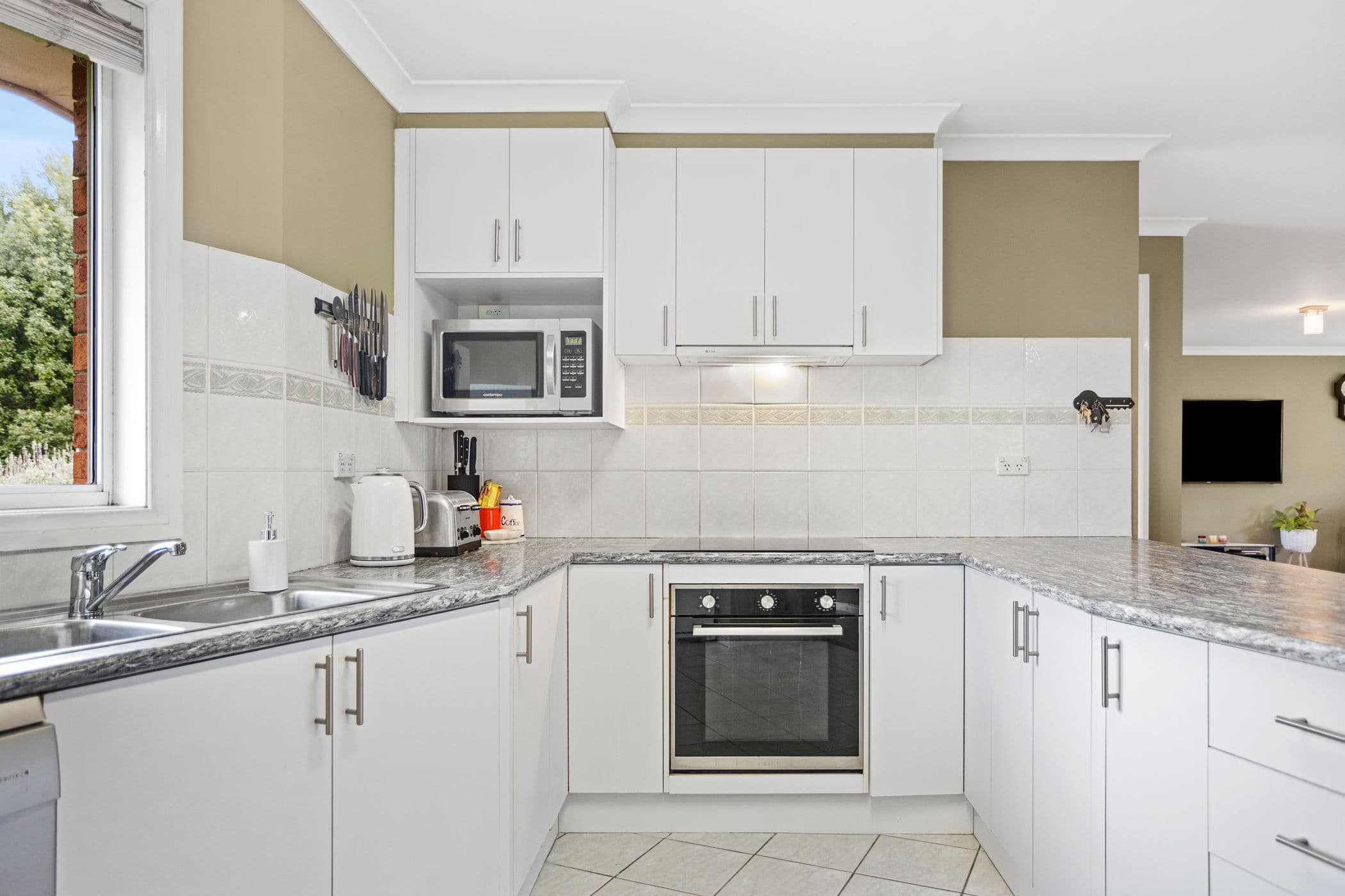 53 Stuart Drive, Woodend VIC 3442, Woodend - Thumbnail 6