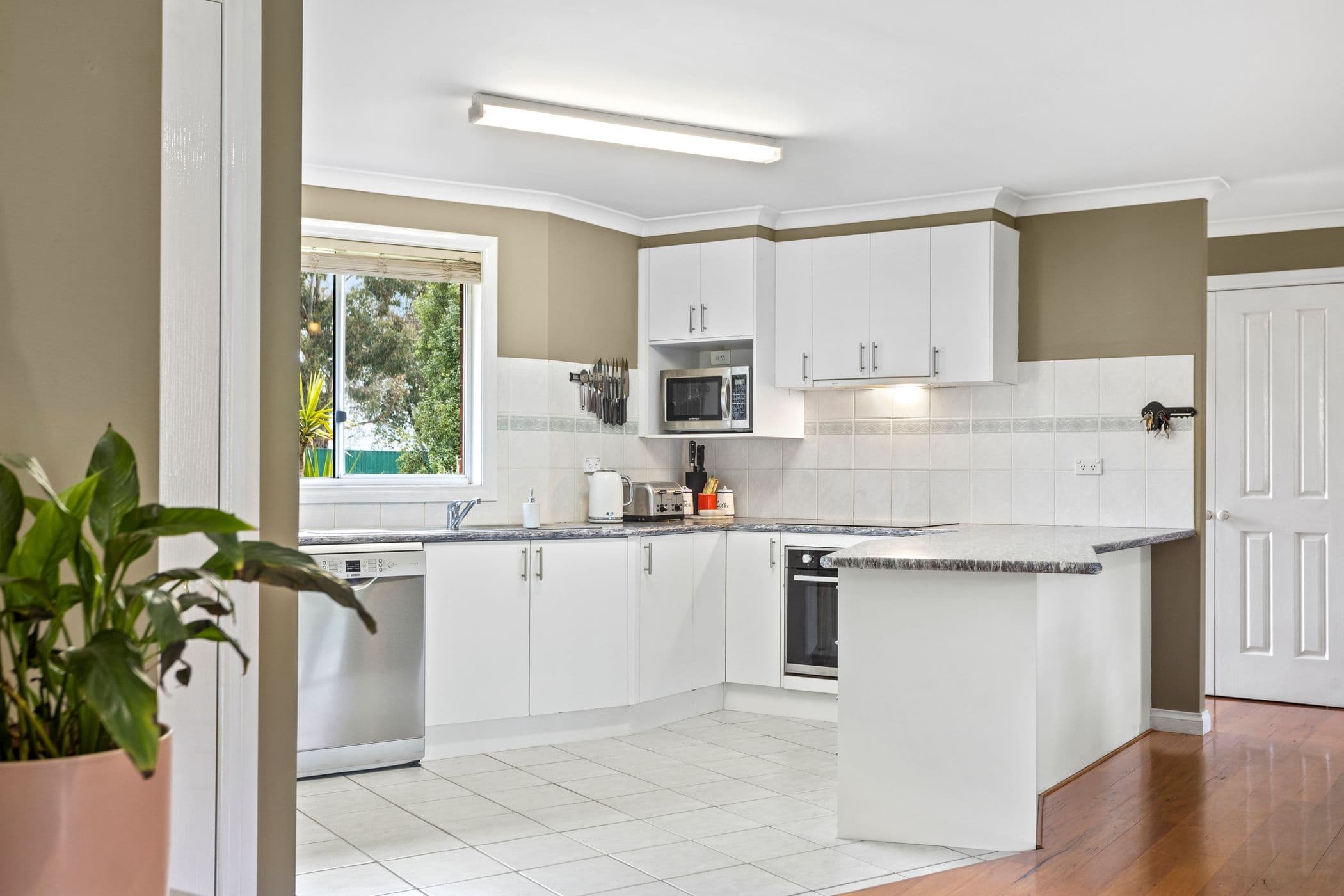 53 Stuart Drive, Woodend VIC 3442, Woodend - Thumbnail 7
