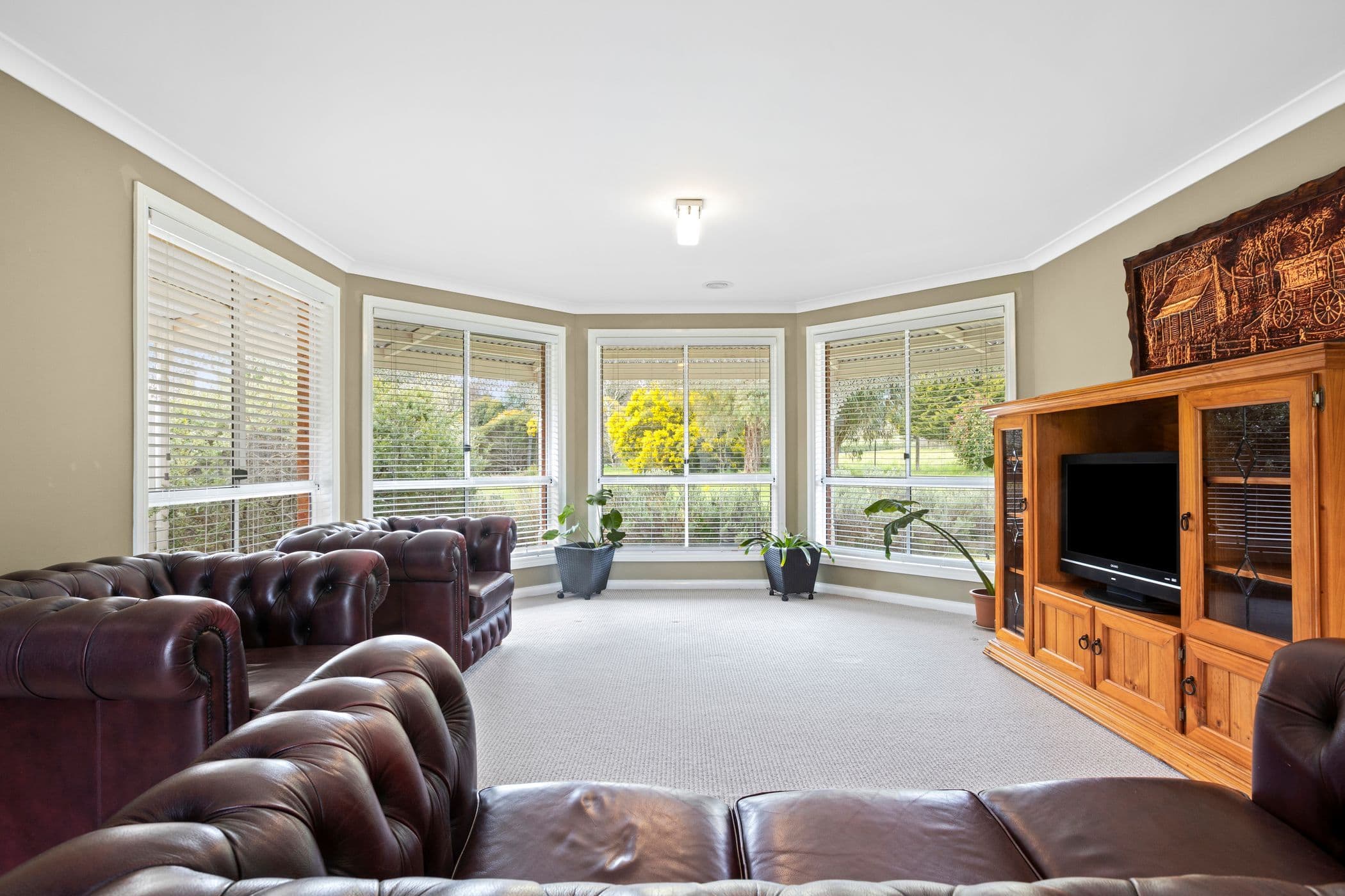 53 Stuart Drive, Woodend VIC 3442, Woodend - Thumbnail 8