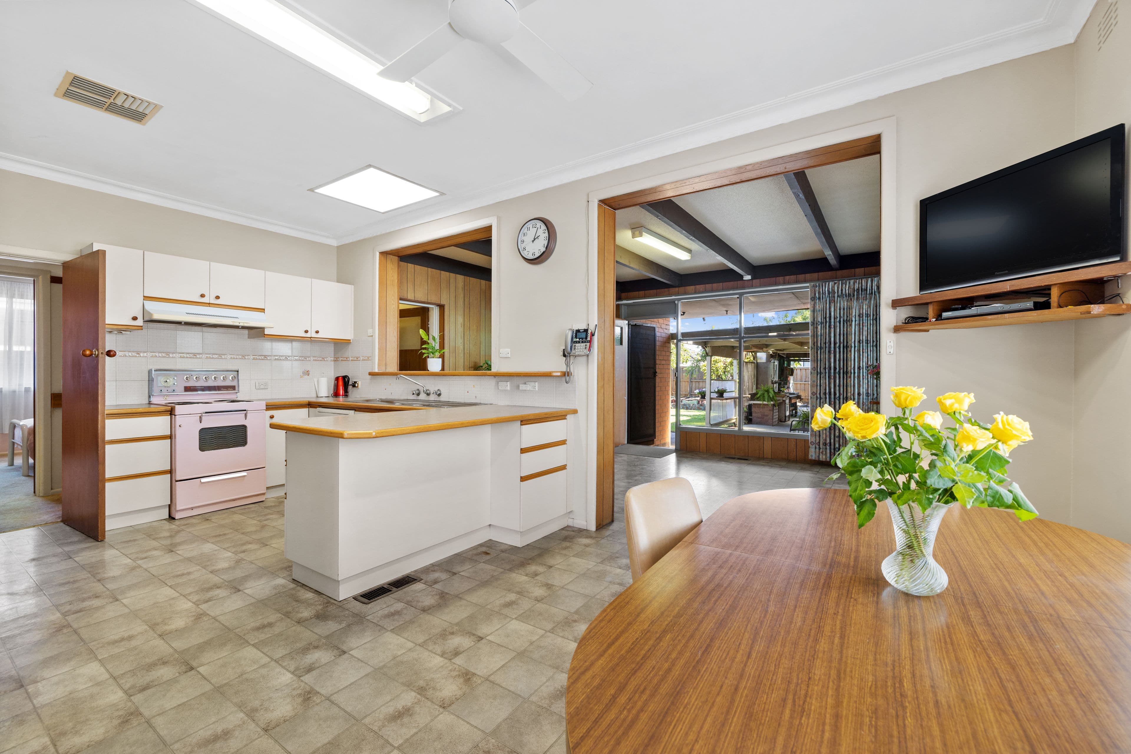 77 Rowans Road, Moorabbin VIC 3189, Moorabbin - Thumbnail 4