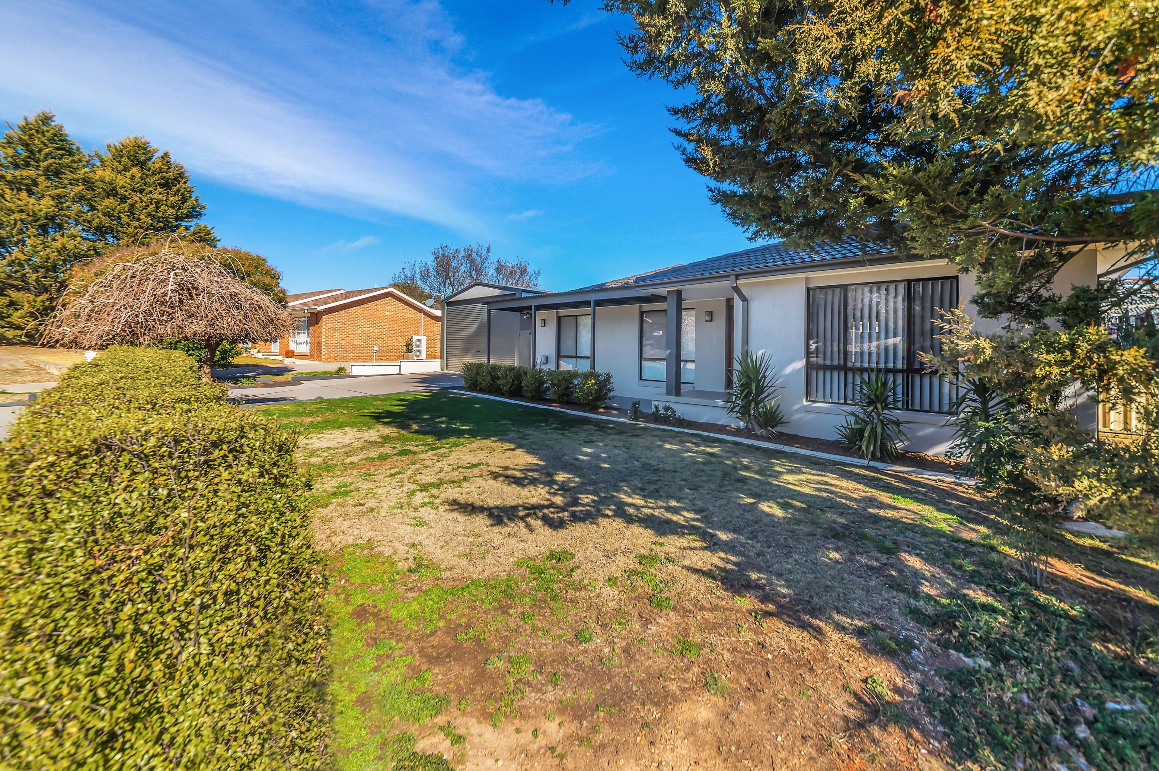 27 Crest Park Parade, Queanbeyan West - Thumbnail 3