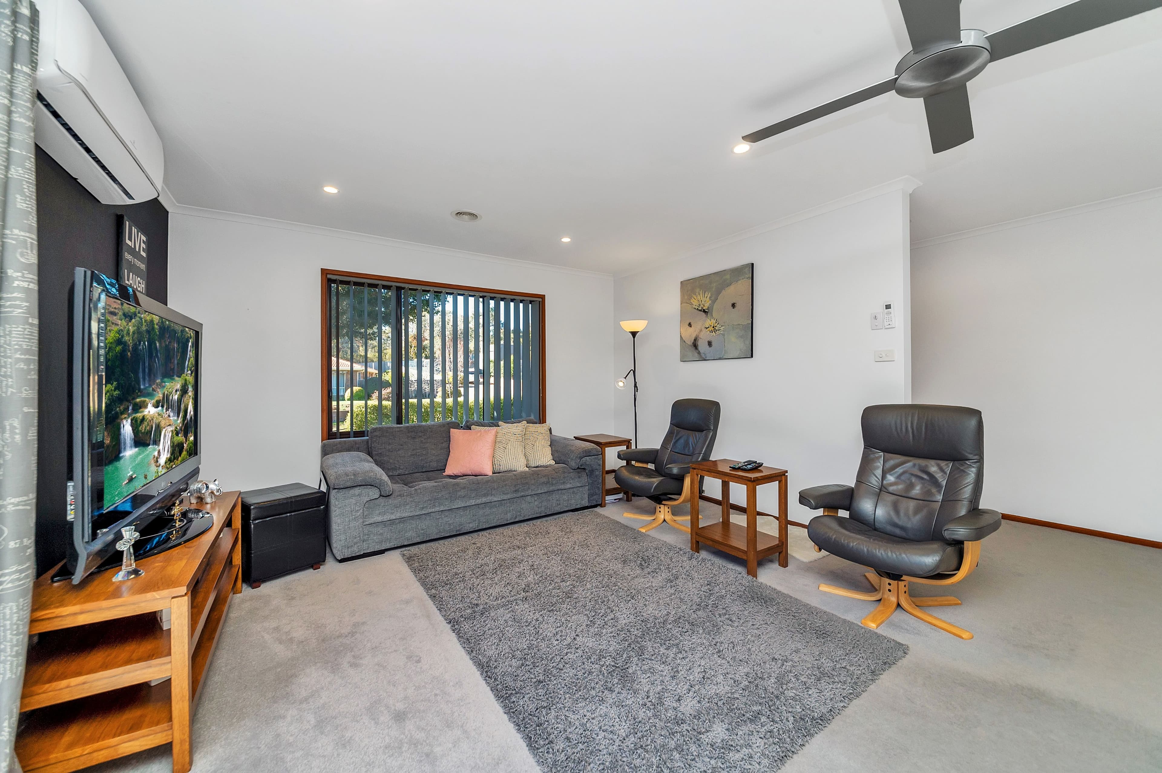 27 Crest Park Parade, Queanbeyan West - Thumbnail 5