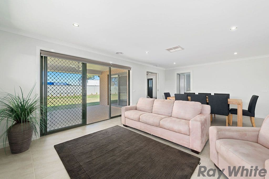 79 Zorro Drive, YARRAWONGA VIC 3730, Yarrawonga - Thumbnail 2