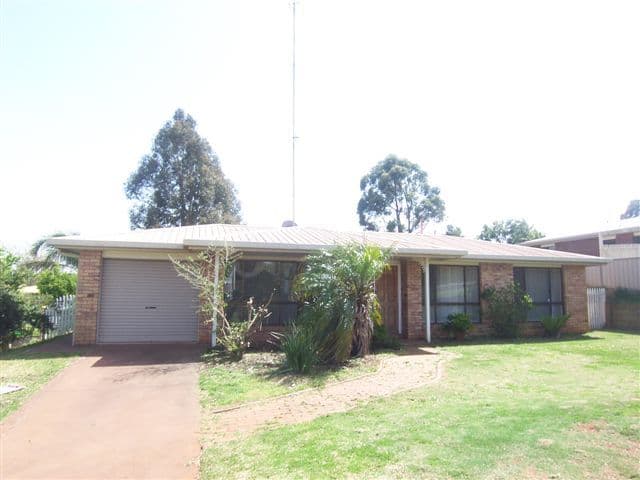 33 Poinciana Street, NEWTOWN QLD 4350, Newtown - Image 1