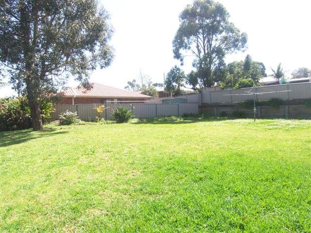 33  Poinciana Street, NEWTOWN QLD 4350, Newtown - Thumbnail 5