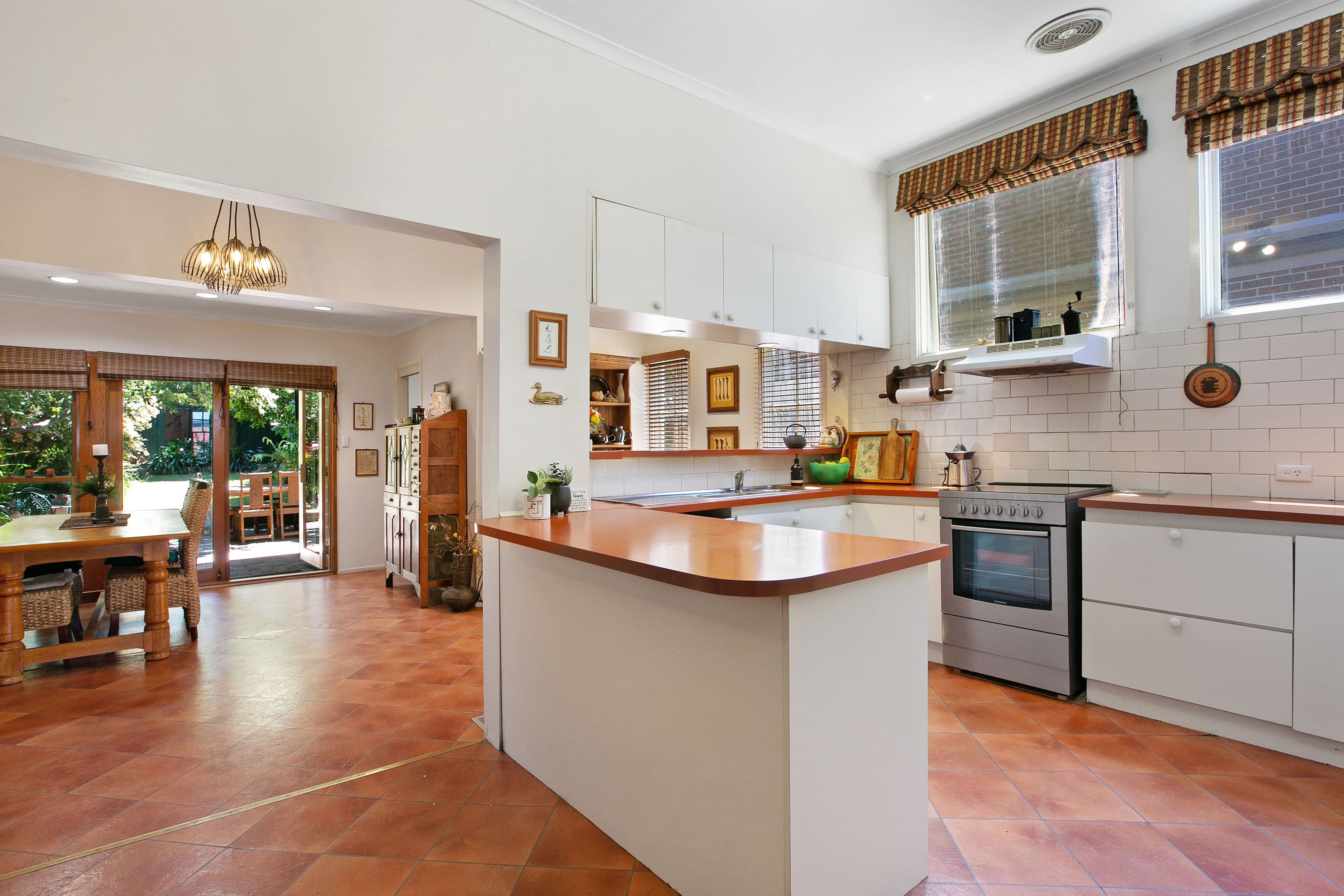 7 Kinkora Road, Reservoir VIC 3073, Reservoir - Thumbnail 6