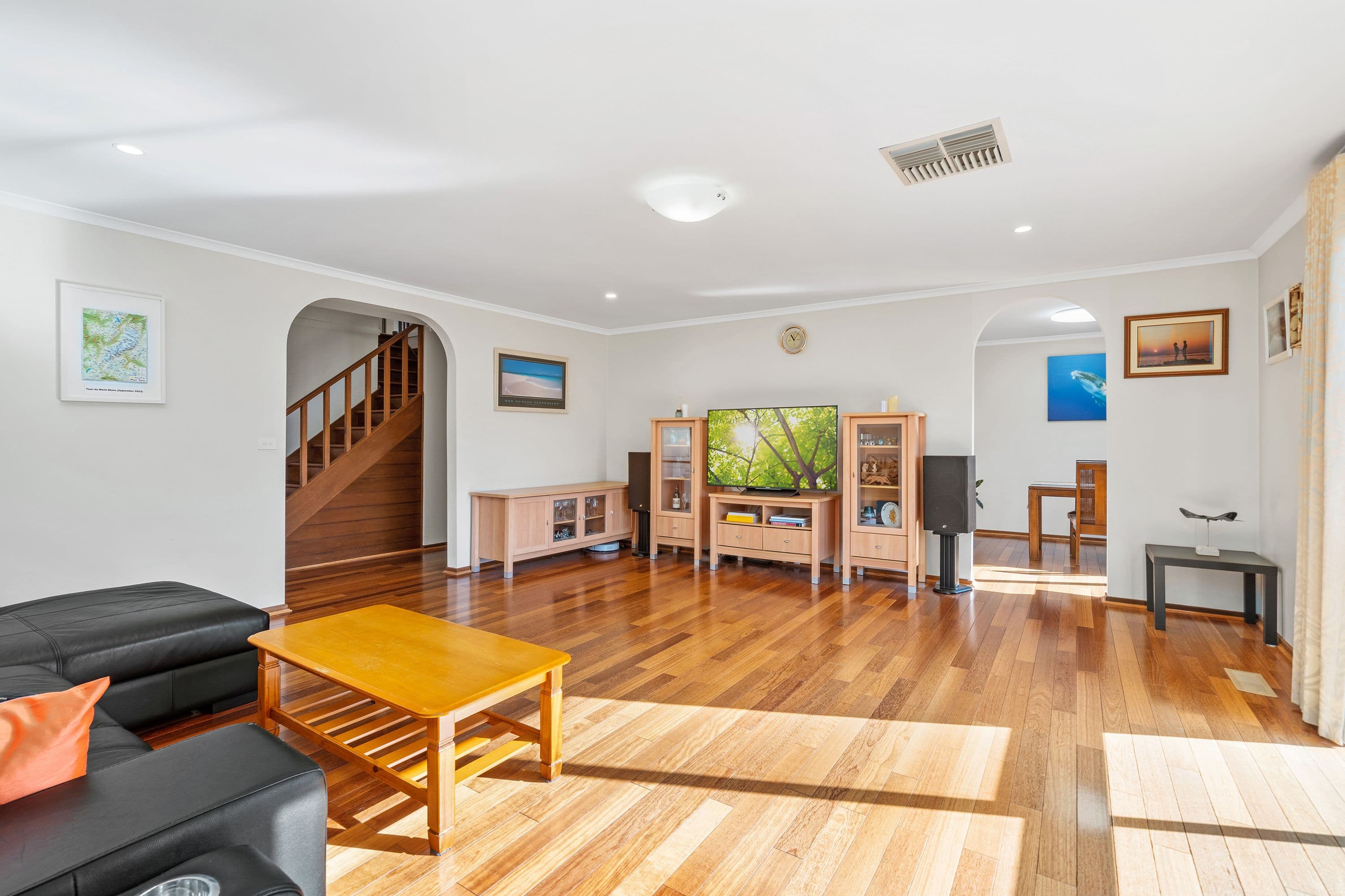 99 Renou Road, Wantirna South VIC 3152, Wantirna South - Thumbnail 3
