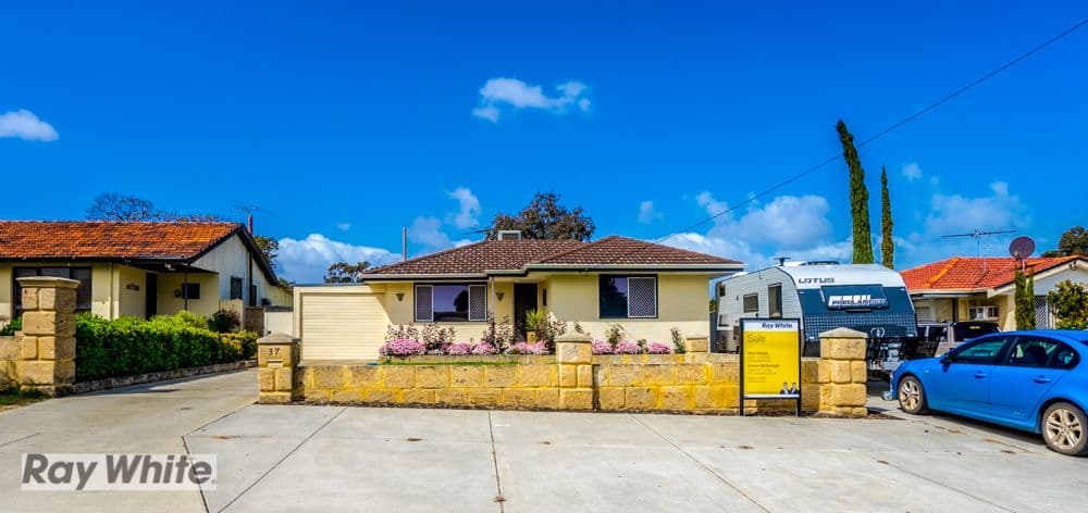 37 Buntine Way, Girrawheen WA 6064, Girrawheen - Thumbnail 3