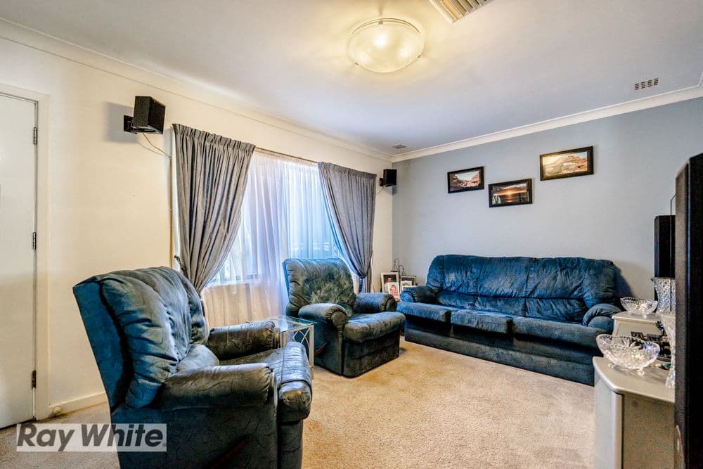 37 Buntine Way, Girrawheen WA 6064, Girrawheen - Thumbnail 4