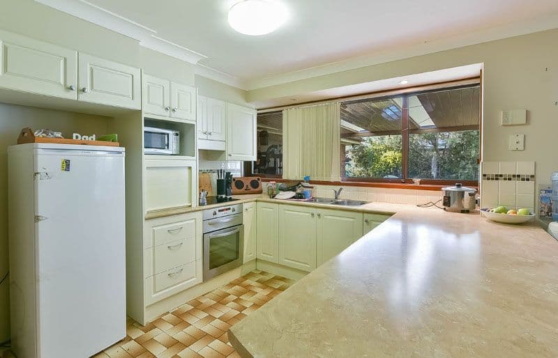 17 Debenham Avenue, Leumeah NSW 2560, Leumeah - Thumbnail 5