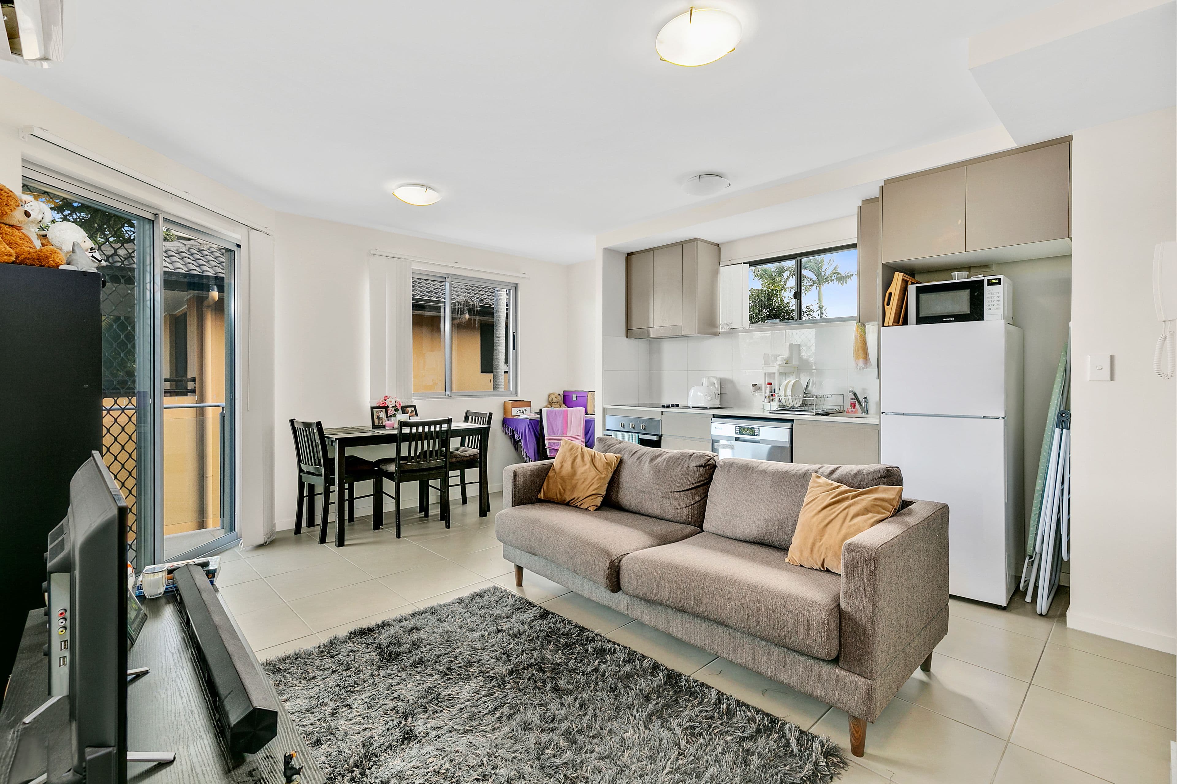 14 Rose Street, Southport QLD 4215, Southport - Thumbnail 3
