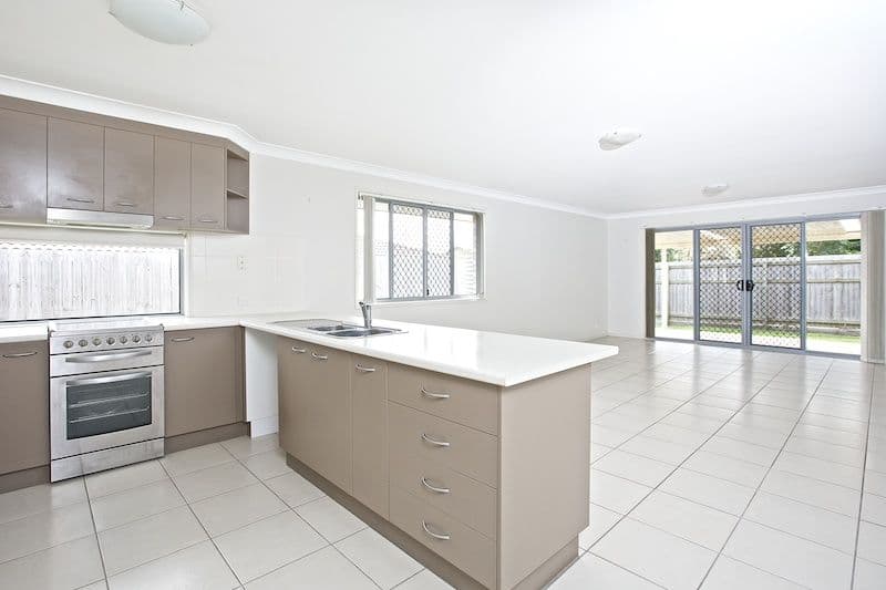 11 Brookvale Drive, VICTORIA POINT QLD 4165, Victoria Point - Image 1