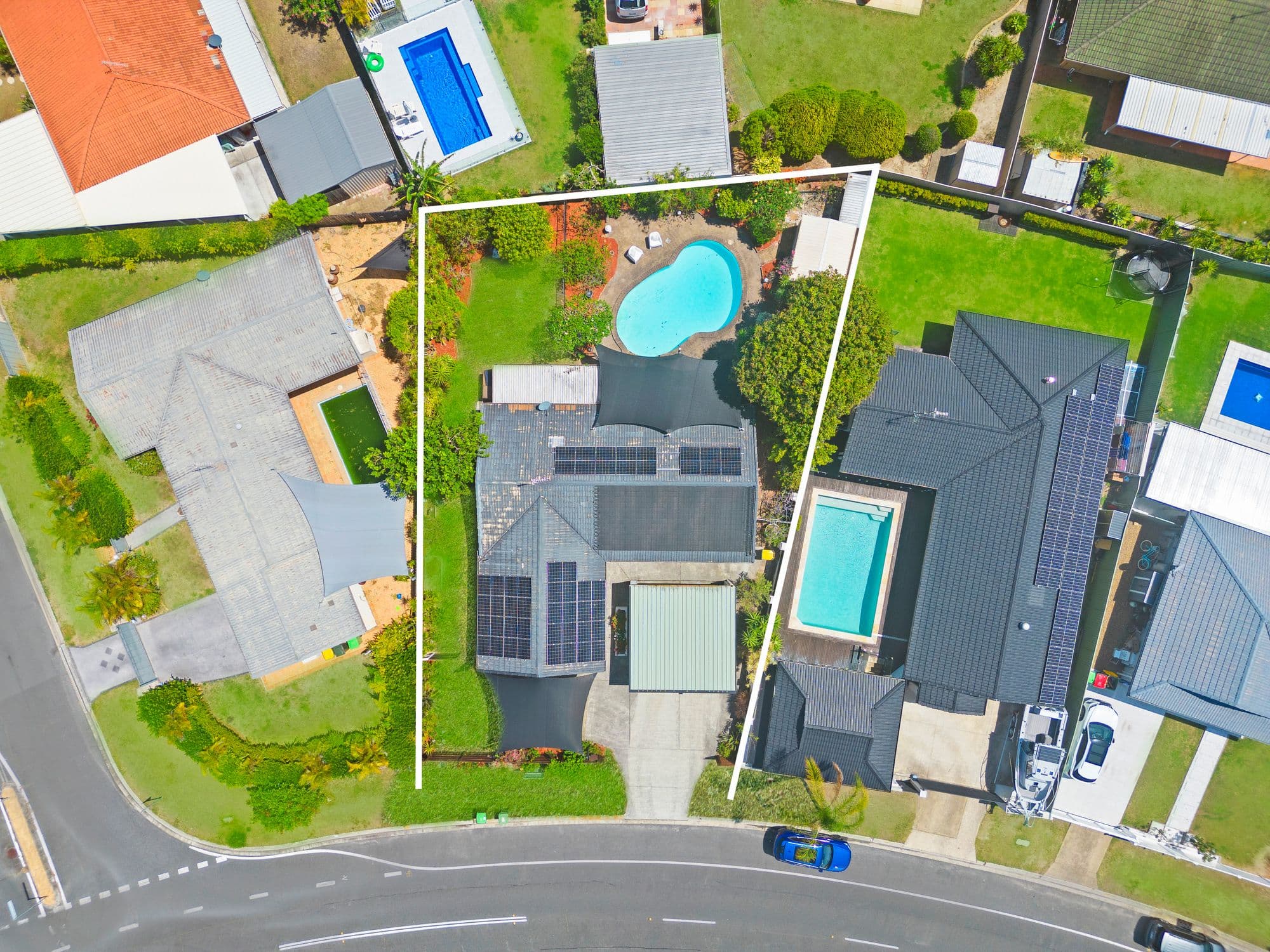 39 Rumrunner Street, Mermaid Waters QLD 4218, Mermaid Waters - Thumbnail 3